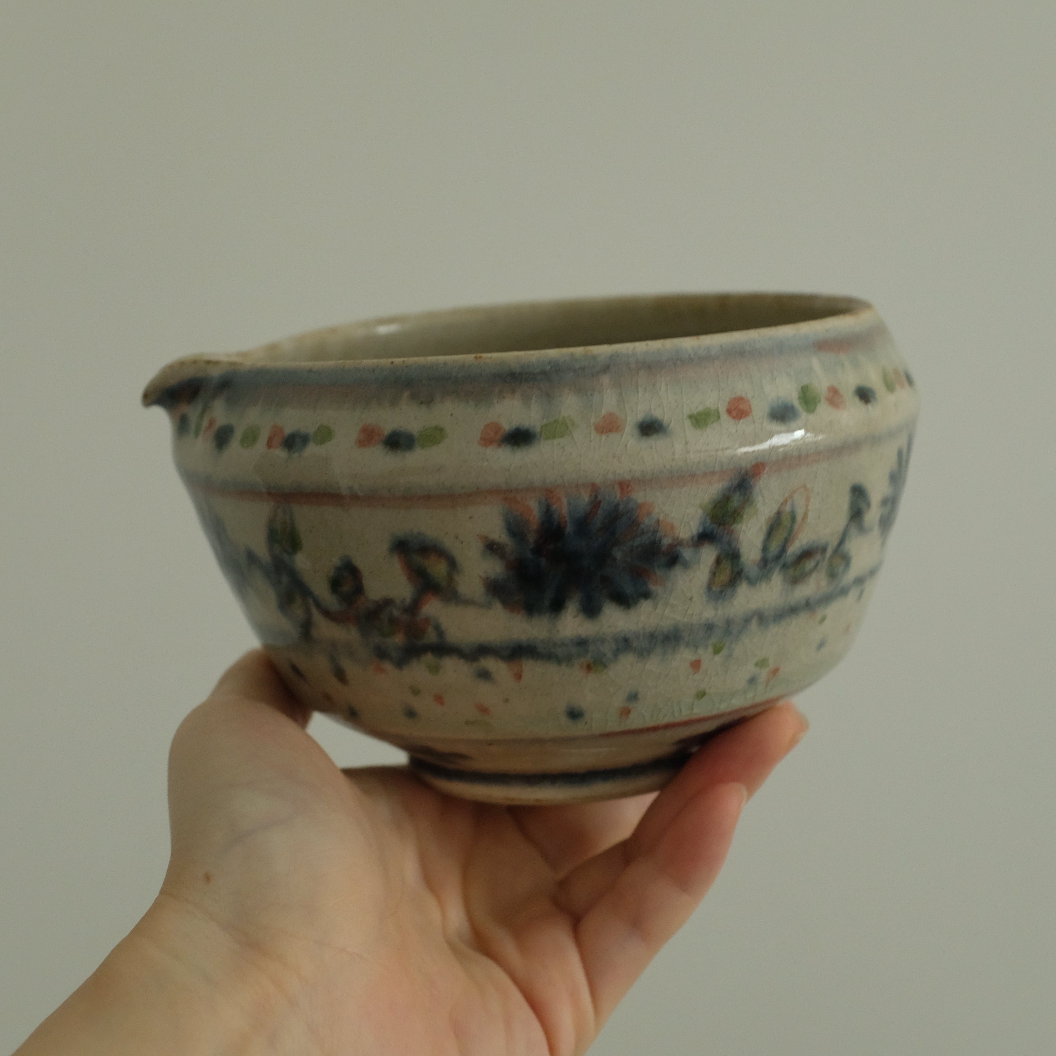 Annan Azure Retro Style Hand Painted Shiboride Indigo Blue Floral Motifs Katakuchi Chawan Matcha Bowl with Spout Underglazed Ceramic Stoneware