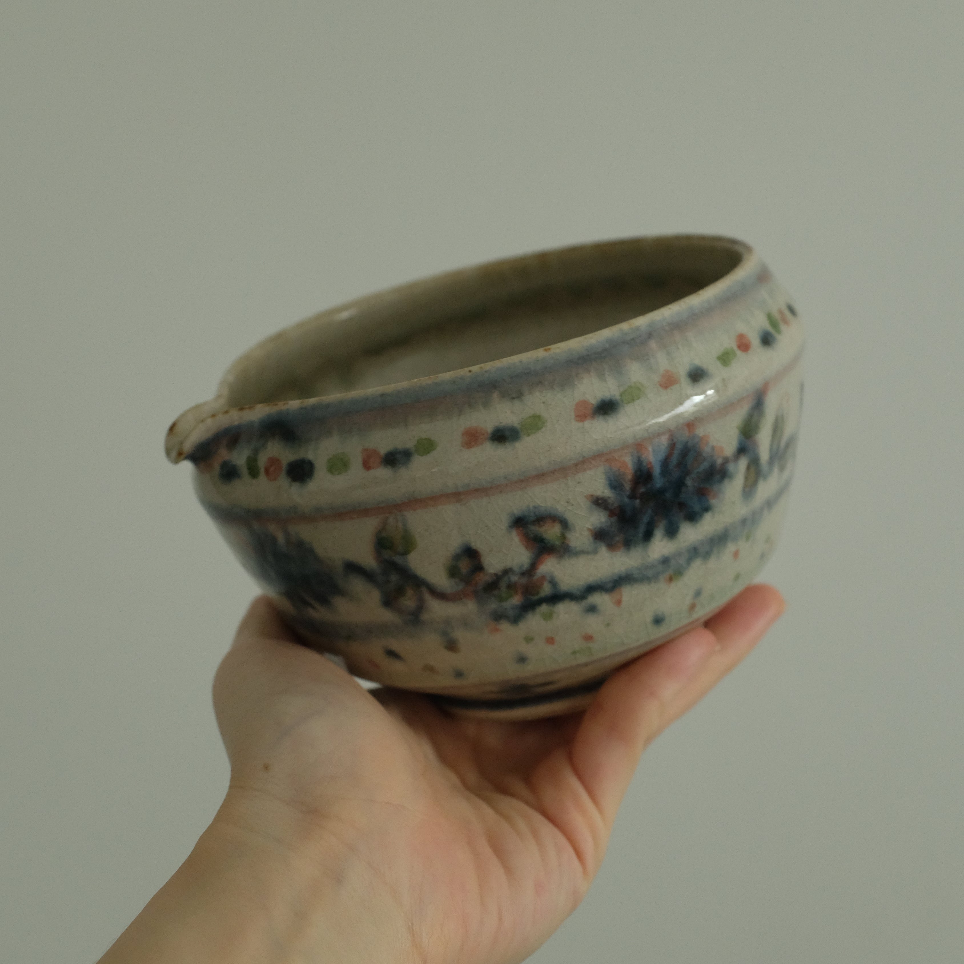 Annan Azure Retro Style Hand Painted Shiboride Indigo Blue Floral Motifs Katakuchi Chawan Matcha Bowl with Spout Underglazed Ceramic Stoneware