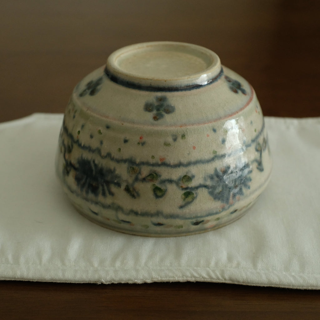 Annan Azure Retro Style Hand Painted Shiboride Indigo Blue Floral Motifs Katakuchi Chawan Matcha Bowl with Spout Underglazed Ceramic Stoneware