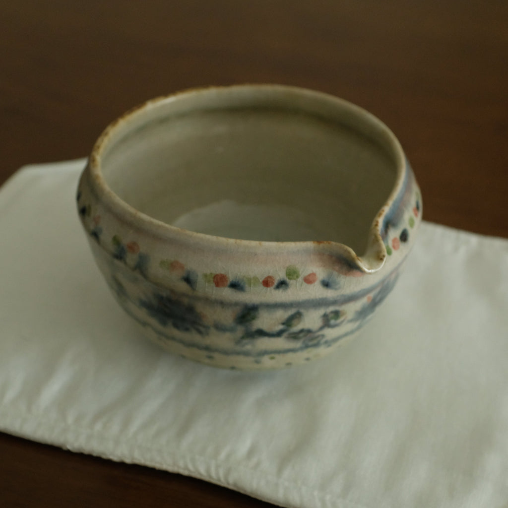 Annan Azure Retro Style Hand Painted Shiboride Indigo Blue Floral Motifs Katakuchi Chawan Matcha Bowl with Spout Underglazed Ceramic Stoneware