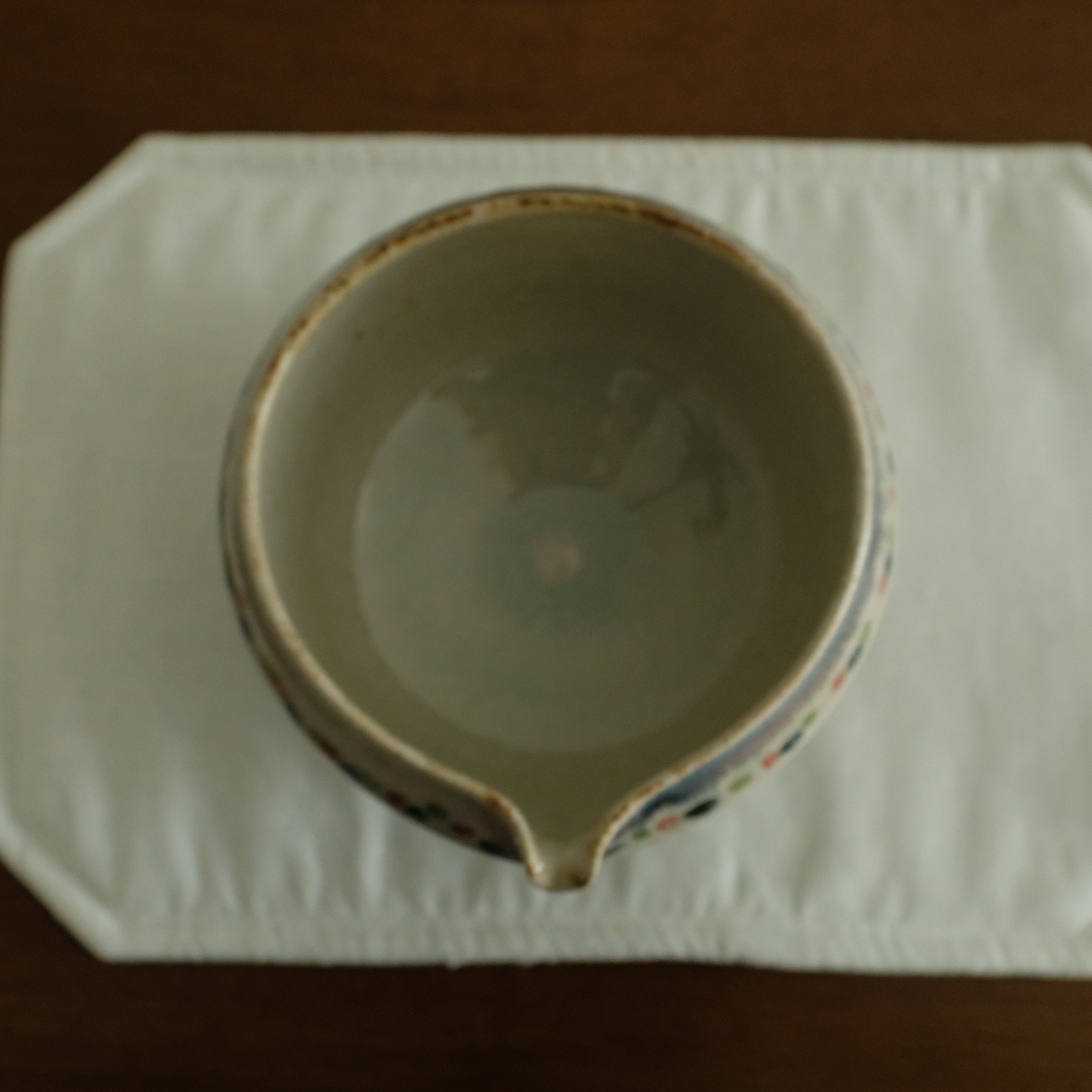 Annan Azure Retro Style Hand Painted Shiboride Indigo Blue Floral Motifs Katakuchi Chawan Matcha Bowl with Spout Underglazed Ceramic Stoneware