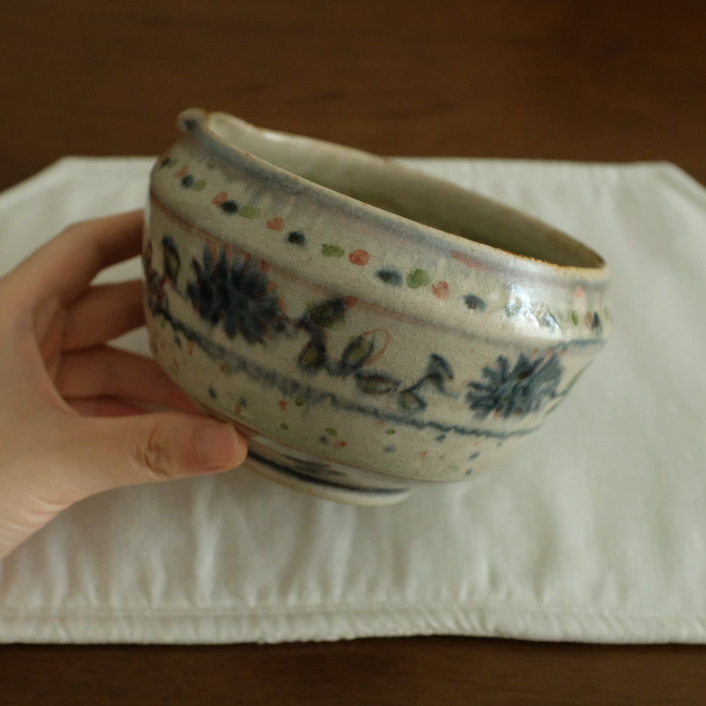 Annan Azure Retro Style Hand Painted Shiboride Indigo Blue Floral Motifs Katakuchi Chawan Matcha Bowl with Spout Underglazed Ceramic Stoneware