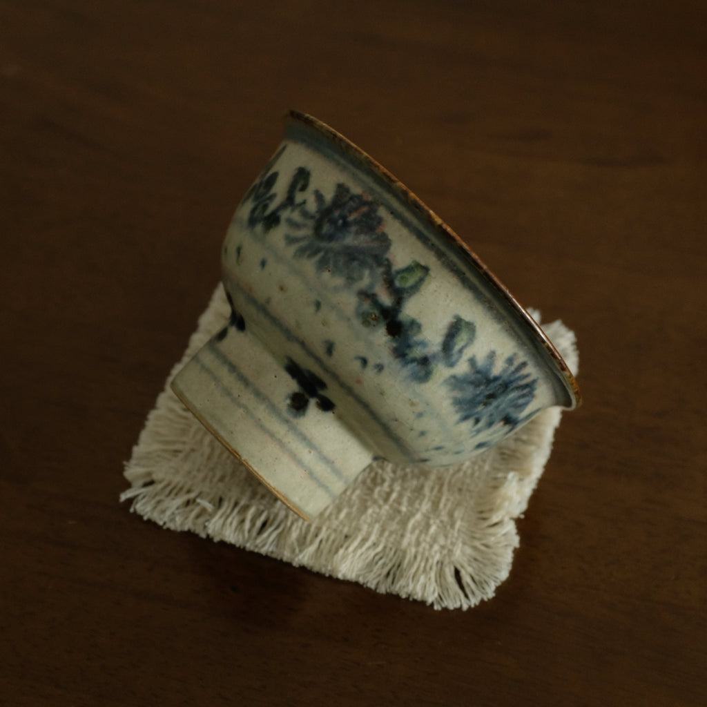 Annan Azure Retro Style Handpainted Shiboride Indigo Blue Floral Motifs High Footed Tea Bowl Chawan Matcha Bowl Underglazed Ceramic Stoneware