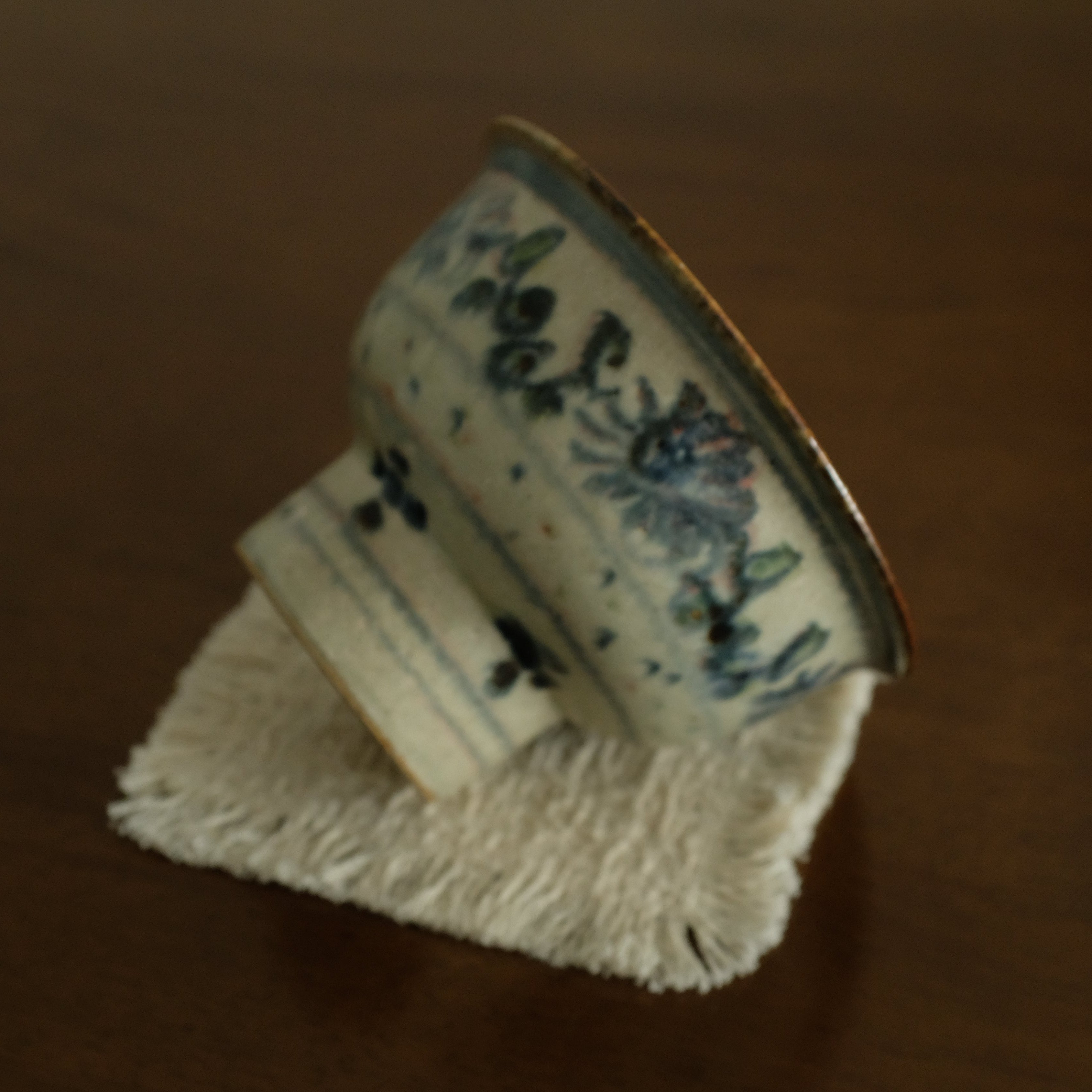 Annan Azure Retro Style Handpainted Shiboride Indigo Blue Floral Motifs High Footed Tea Bowl Chawan Matcha Bowl Underglazed Ceramic Stoneware