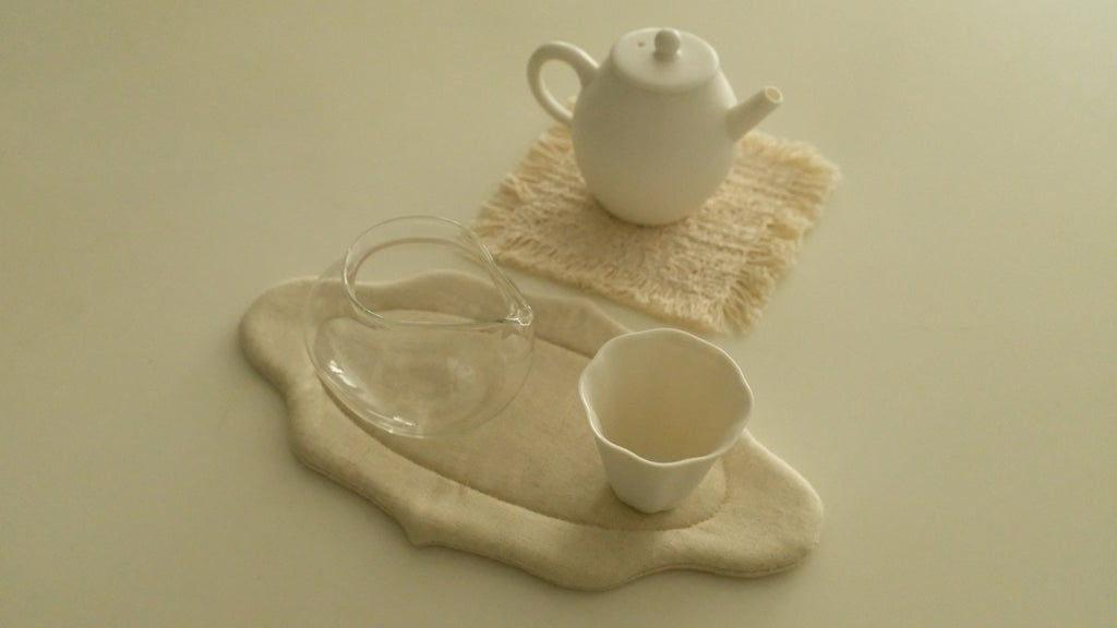 Atelier Cha Minimalistic White Porcelain Gong Fu Brew Tea Set Egg Shape Tea Pot Tea Cup Fairness Cup
