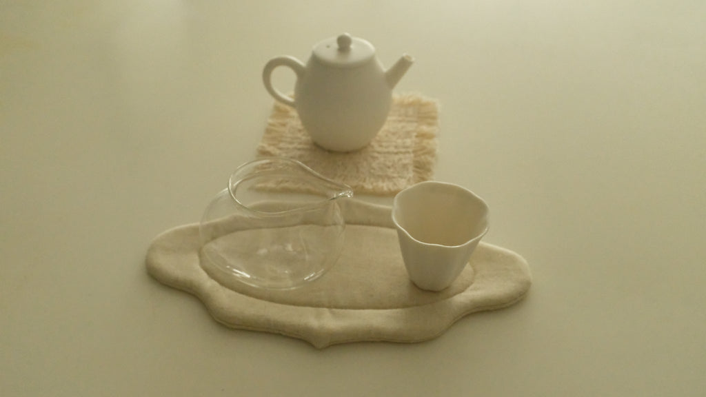 Atelier Cha Minimalistic White Porcelain Gong Fu Brew Tea Set Egg Shape Tea Pot Tea Cup Fairness Cup