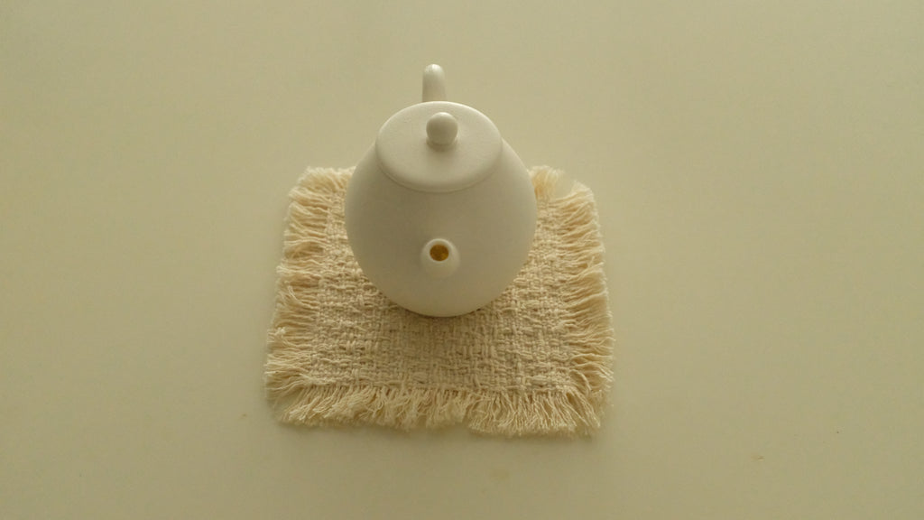 Atelier Cha Minimalistic White Porcelain Gong Fu Brew Tea Set Egg Shape Tea Pot Tea Cup Fairness Cup