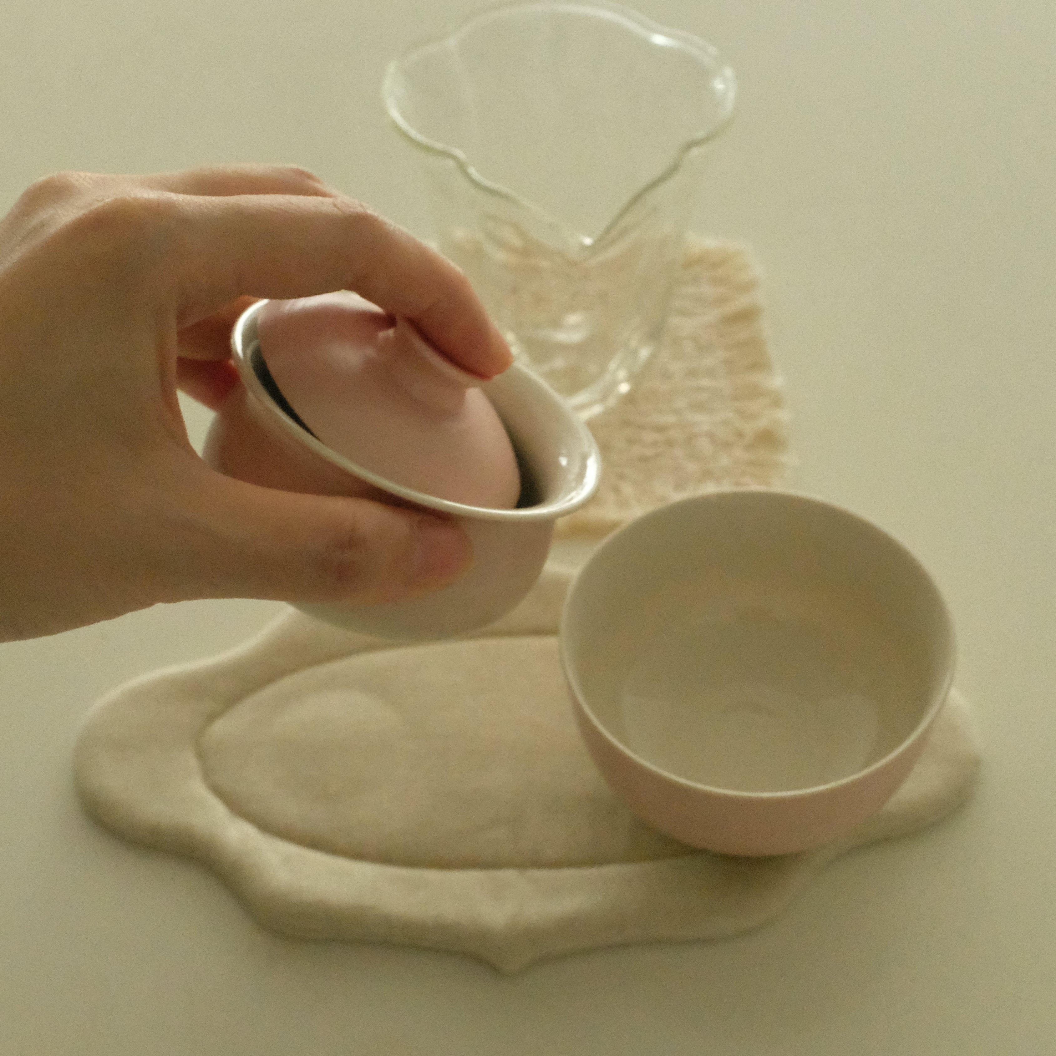 Atelier Cha Handmade Soft Pink Gradient Gaiwan Tea Cup Stackable Solo Tea Set