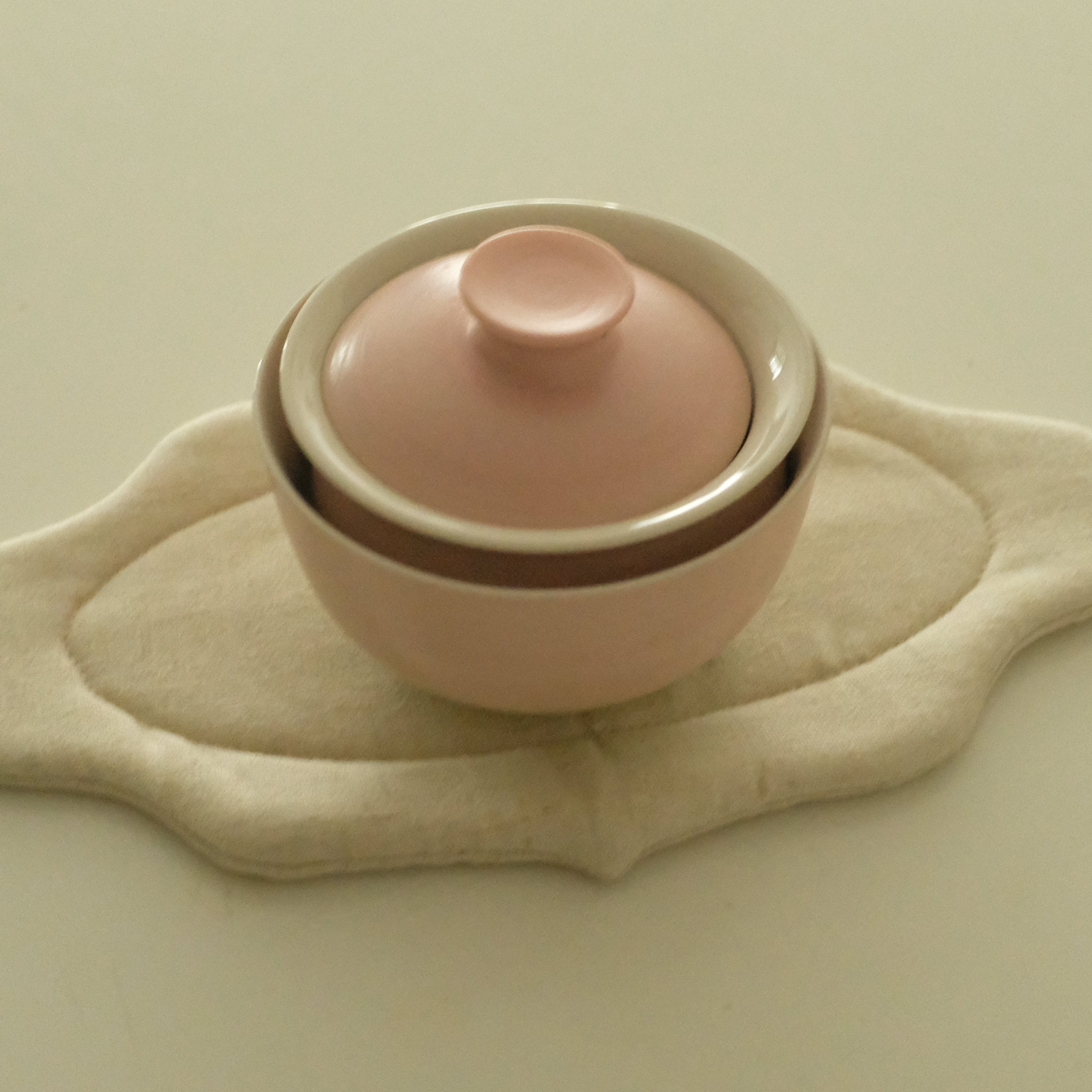 Atelier Cha Handmade Soft Pink Gradient Gaiwan Tea Cup Stackable Solo Tea Set