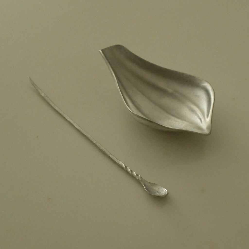 Atelier Cha Lotus Petal Silver White Tin Tea Scoop Tea Spoon 2 Piece Tea Accessories Set