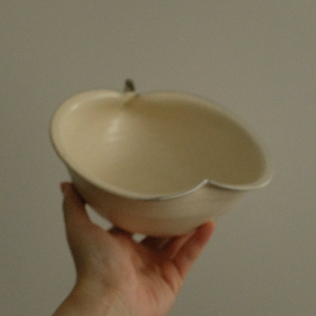 Yuli Handmade Cream White Apple Shape Ceramic Big Deep Bowl