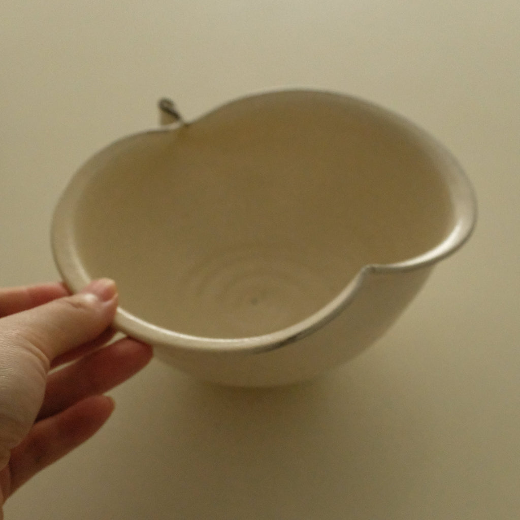 Yuli Handmade Cream White Apple Shape Ceramic Big Deep Bowl