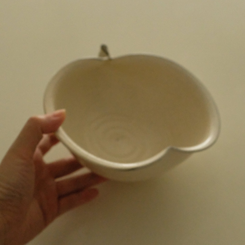 Yuli Handmade Cream White Apple Shape Ceramic Big Deep Bowl