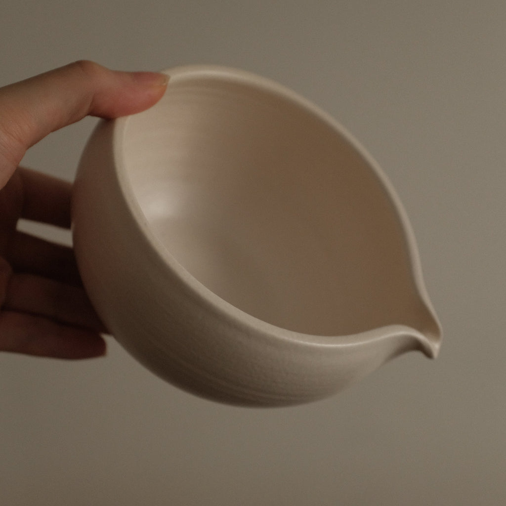 Yuli Handmade Matte Snow White Katakuchi Matcha Bowl Powdered Glaze Underglazed Stoneware