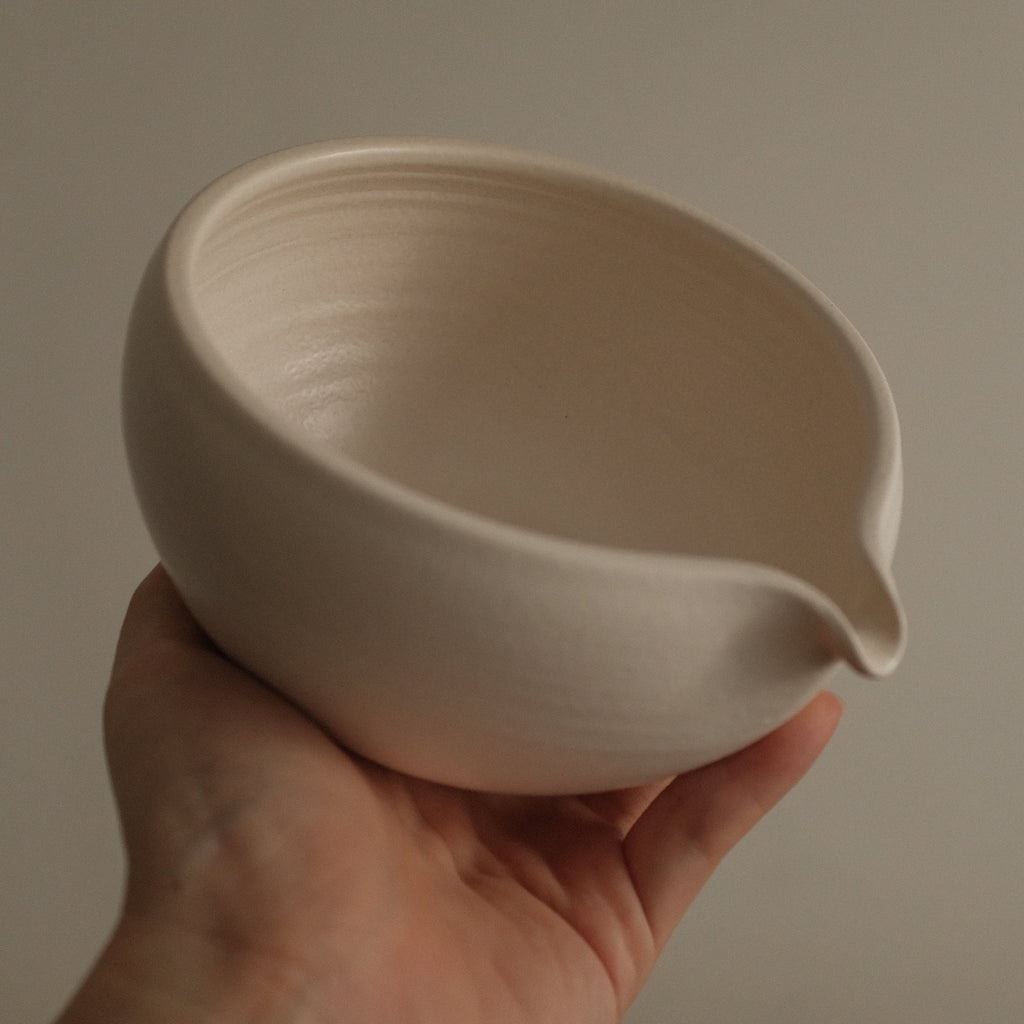 Yuli Handmade Matte Snow White Katakuchi Matcha Bowl Powdered Glaze Underglazed Stoneware