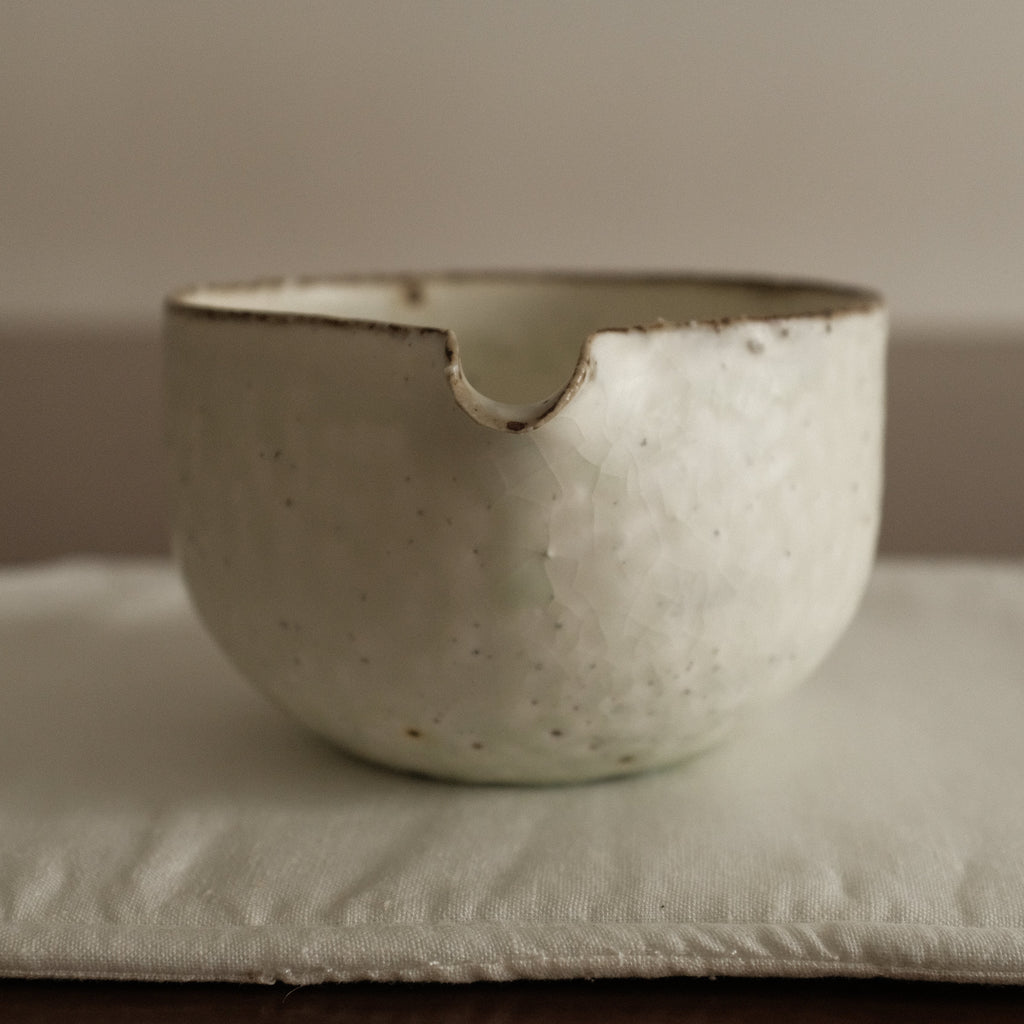 Yu Ming Handmade Matte White Green Undertones Katakuchi Matcha Bowl Powdered Glaze Stoneware 400 ml