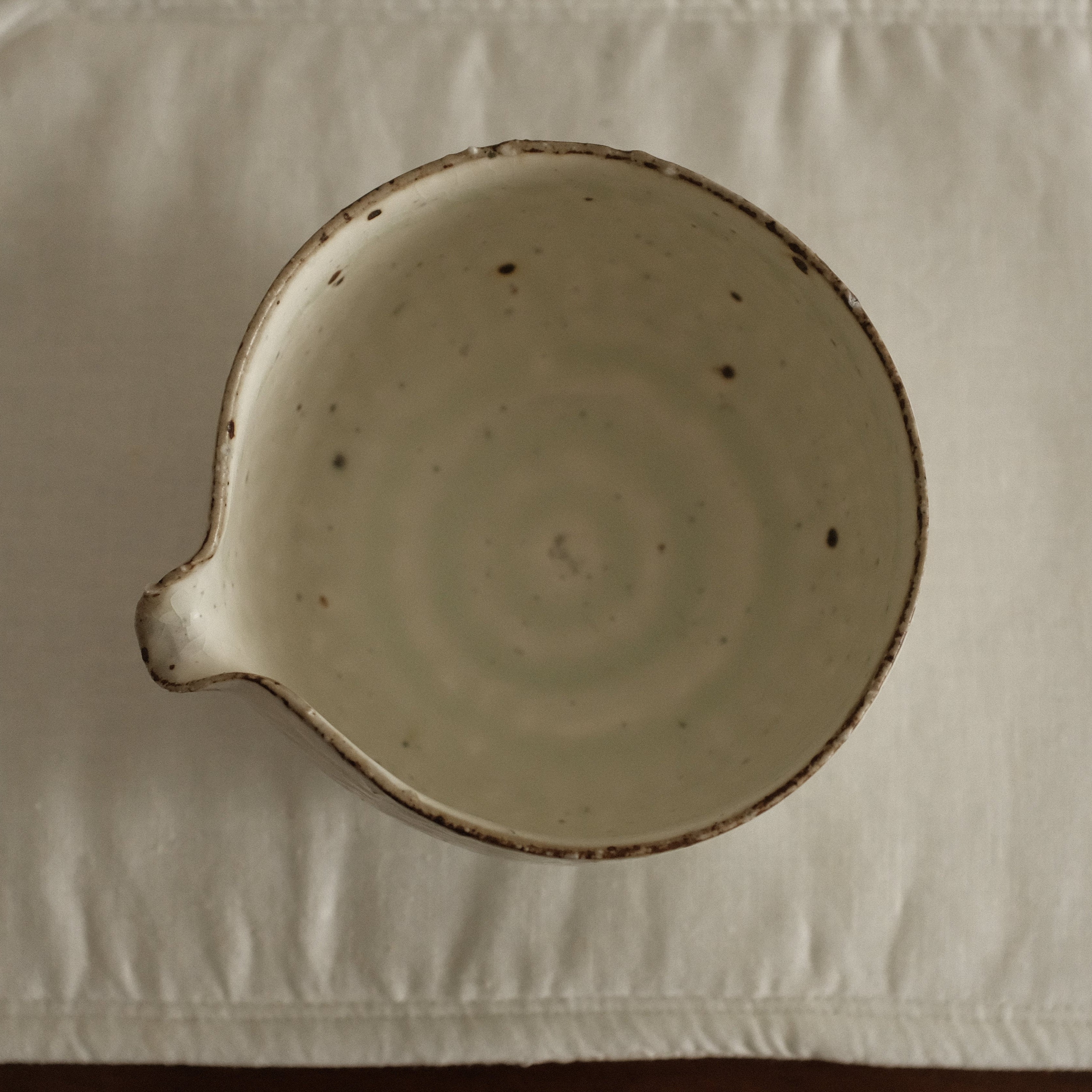 Yu Ming Handmade Matte White Green Undertones Katakuchi Matcha Bowl Powdered Glaze Stoneware 400 ml