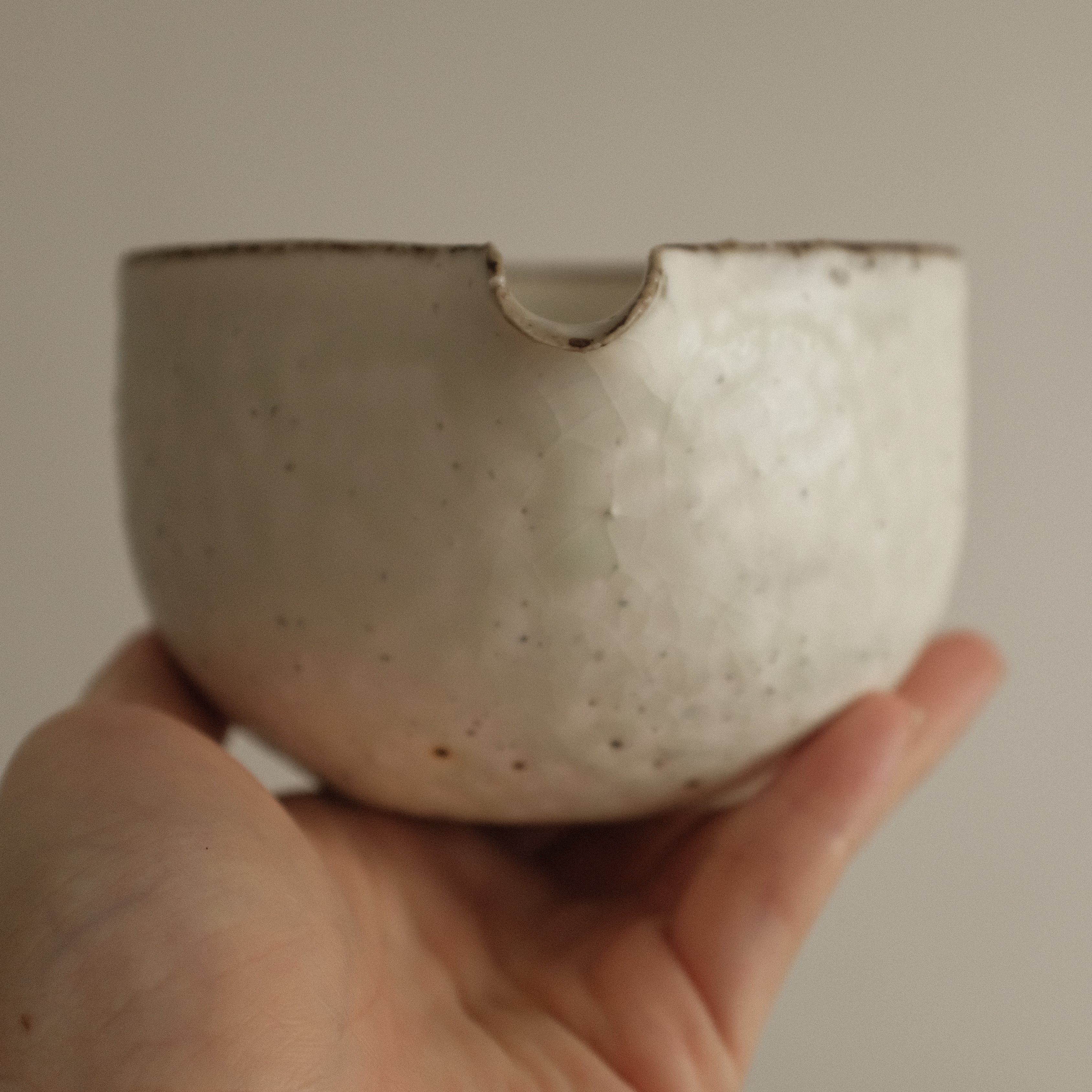 Yu Ming Handmade Matte White Green Undertones Katakuchi Matcha Bowl Powdered Glaze Stoneware 400 ml