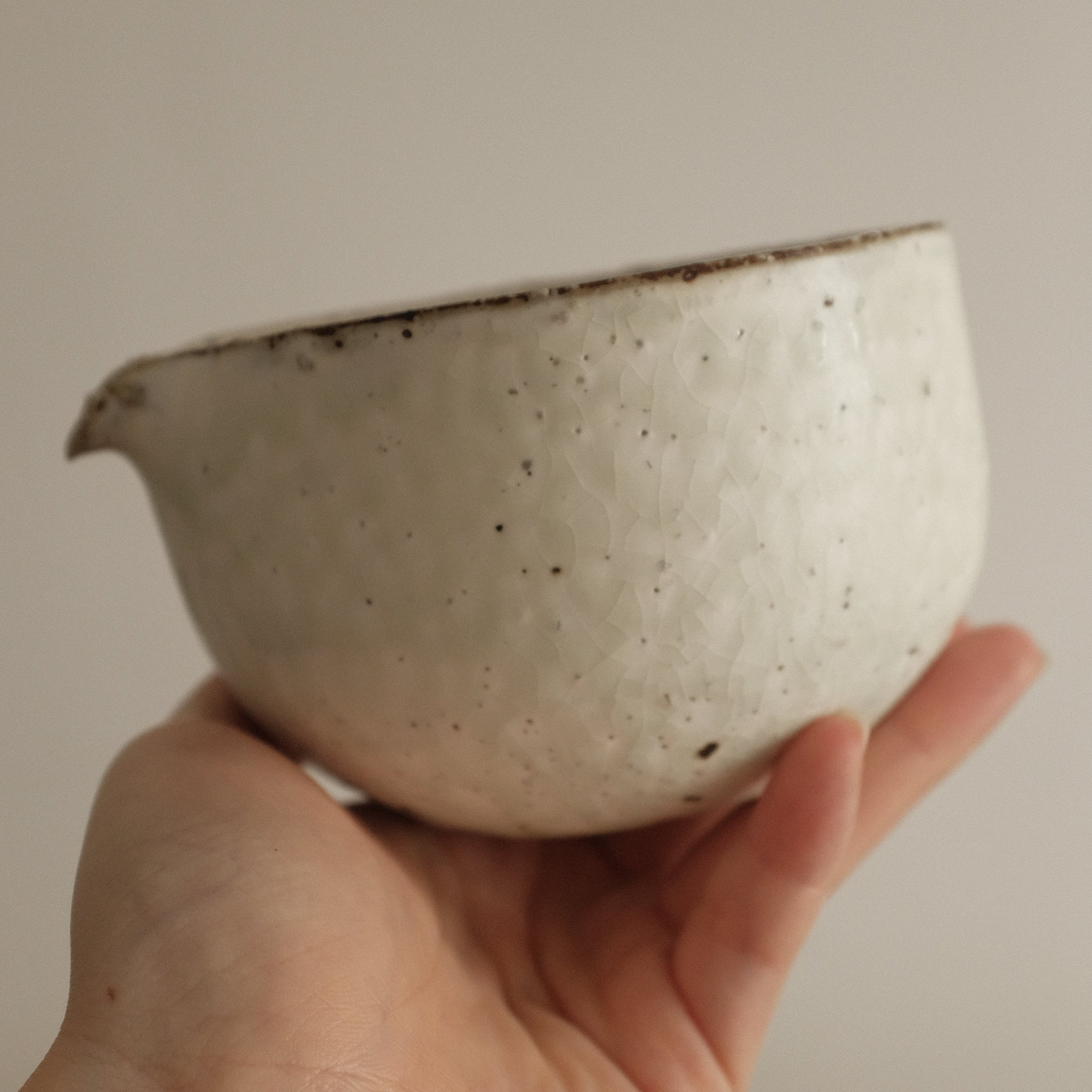 Yu Ming Handmade Matte White Green Undertones Katakuchi Matcha Bowl Powdered Glaze Stoneware 400 ml