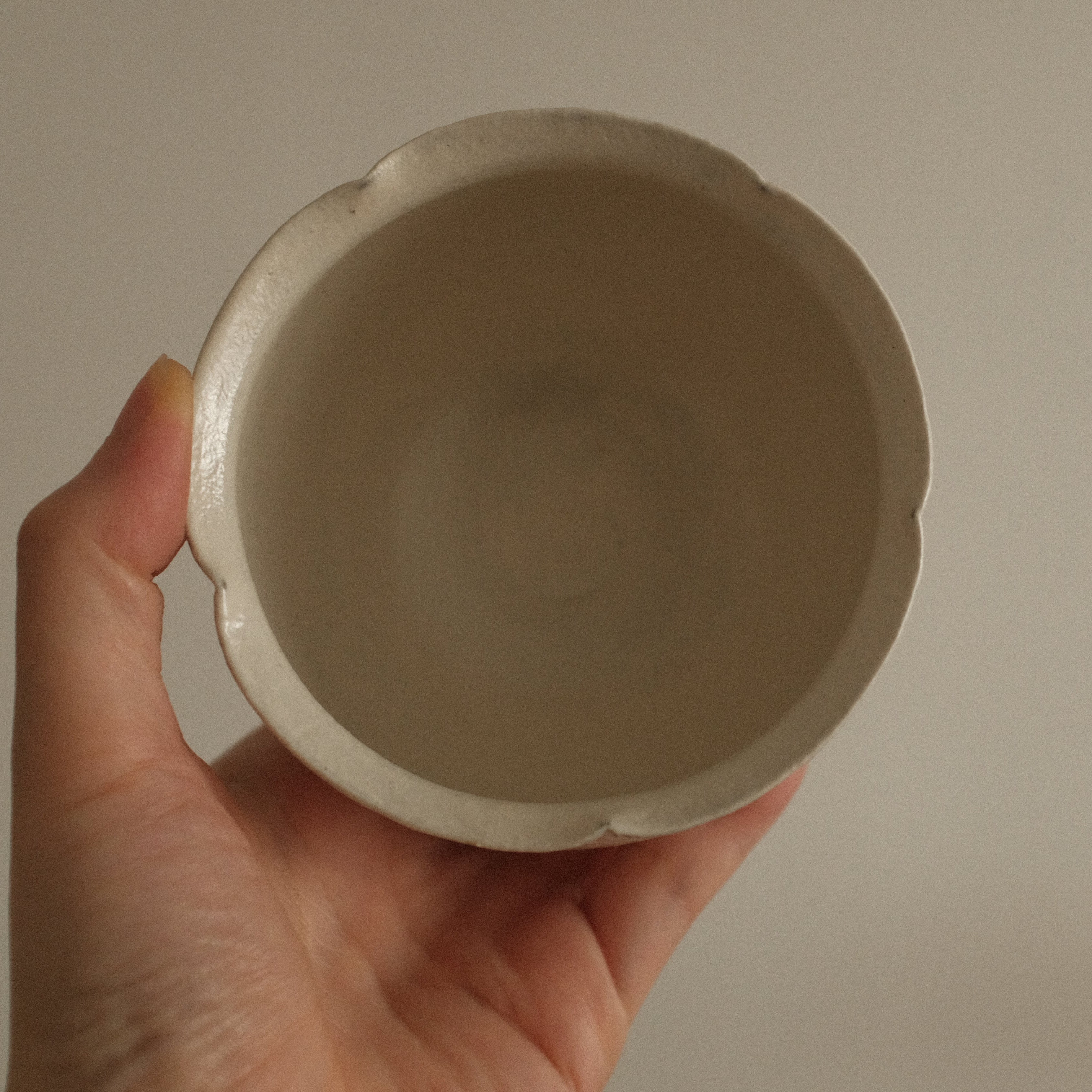 Yuli Handmade Snow White Floral Rim Cup Powdered Glaze Underglazed Stoneware