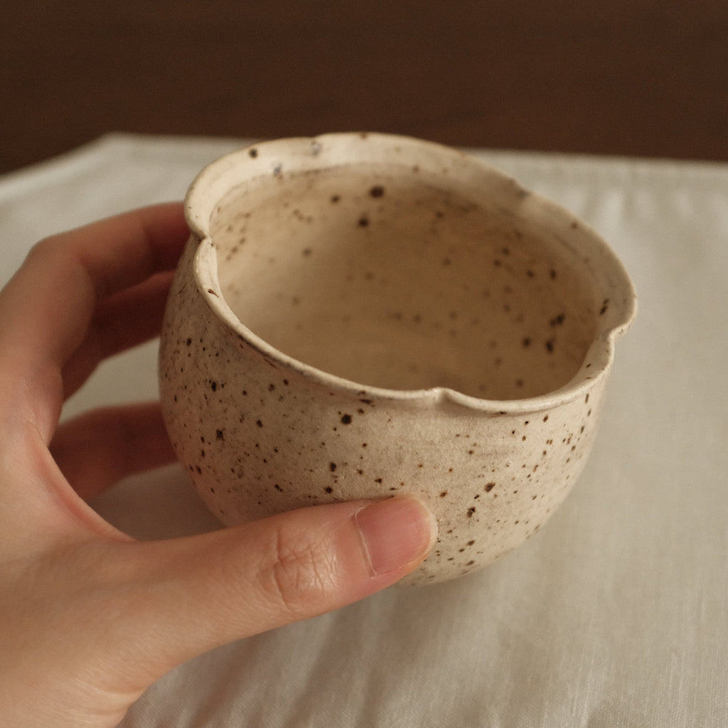 Yuli Handmade Antique Style Speckled Grey Beige Floral Rim Cup Powdered Glaze Underglaze Stoneware