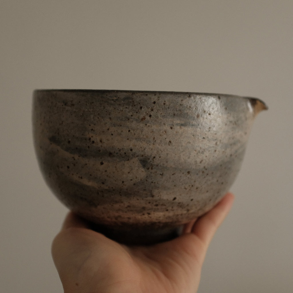 Yuli Handmade Speckled Brown Grey Katakuchi Chawan Matcha Bowl Powdered Glaze Underglazed Stoneware