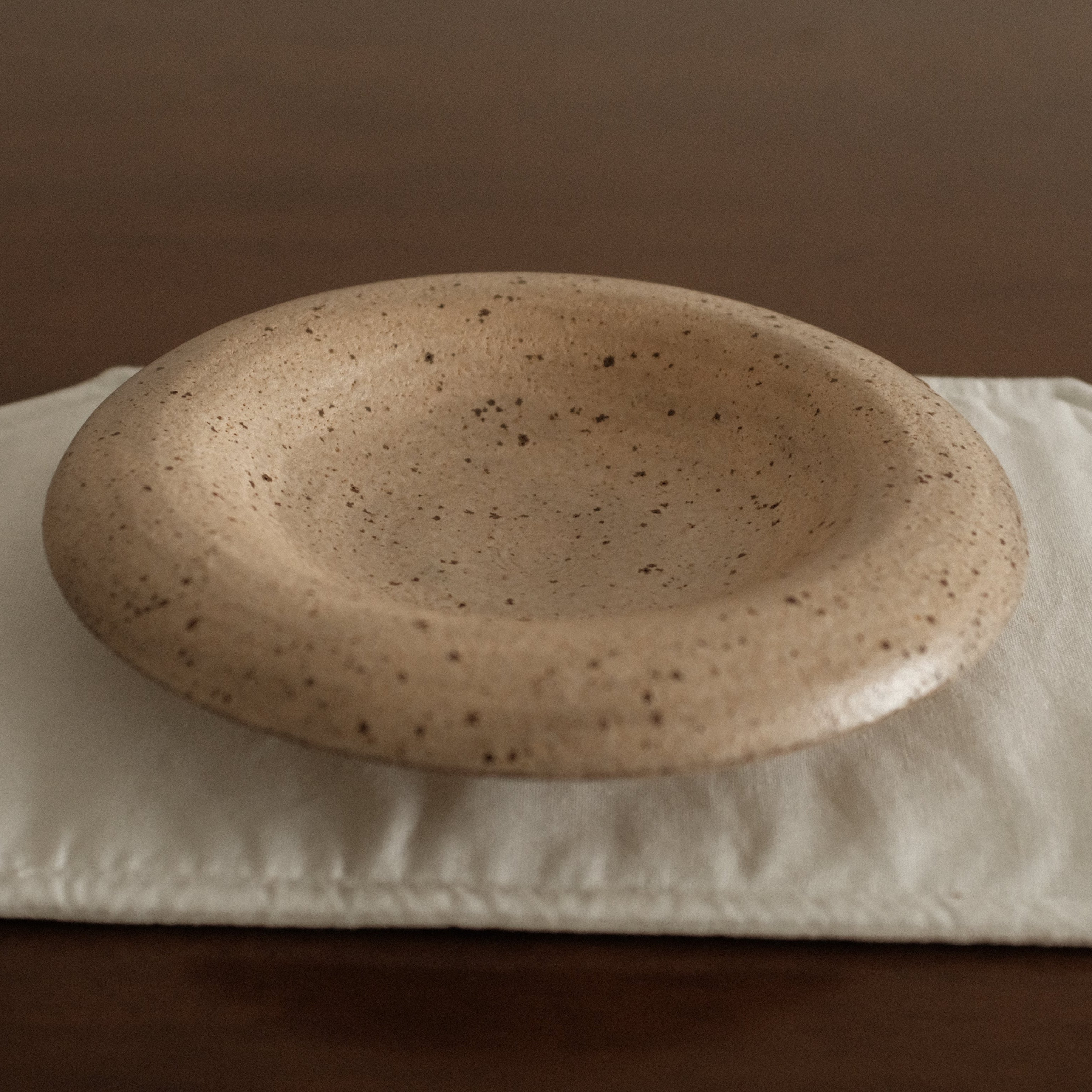Yuli Handmade Speckled Beige Rolled Rim Deep Plate Dish Powdered Glaze Underglazed Stoneware