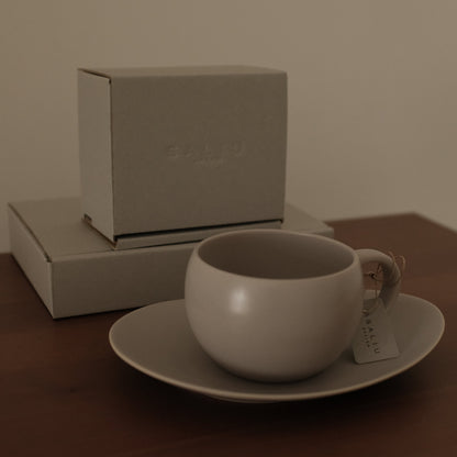 SALIU JAPAN Yui Mug and Tea Plate Gift Set Minoware