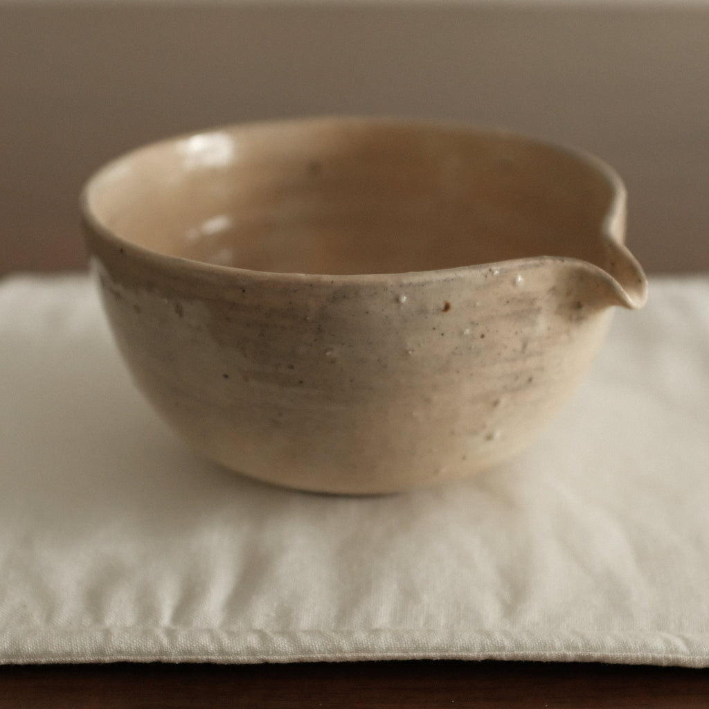 Yuli Handmade Pink Grey Katakuchi Chawan Matcha Bowl Deer Spotted Glazed Underglaze Wood-fired Ceramic Stoneware
