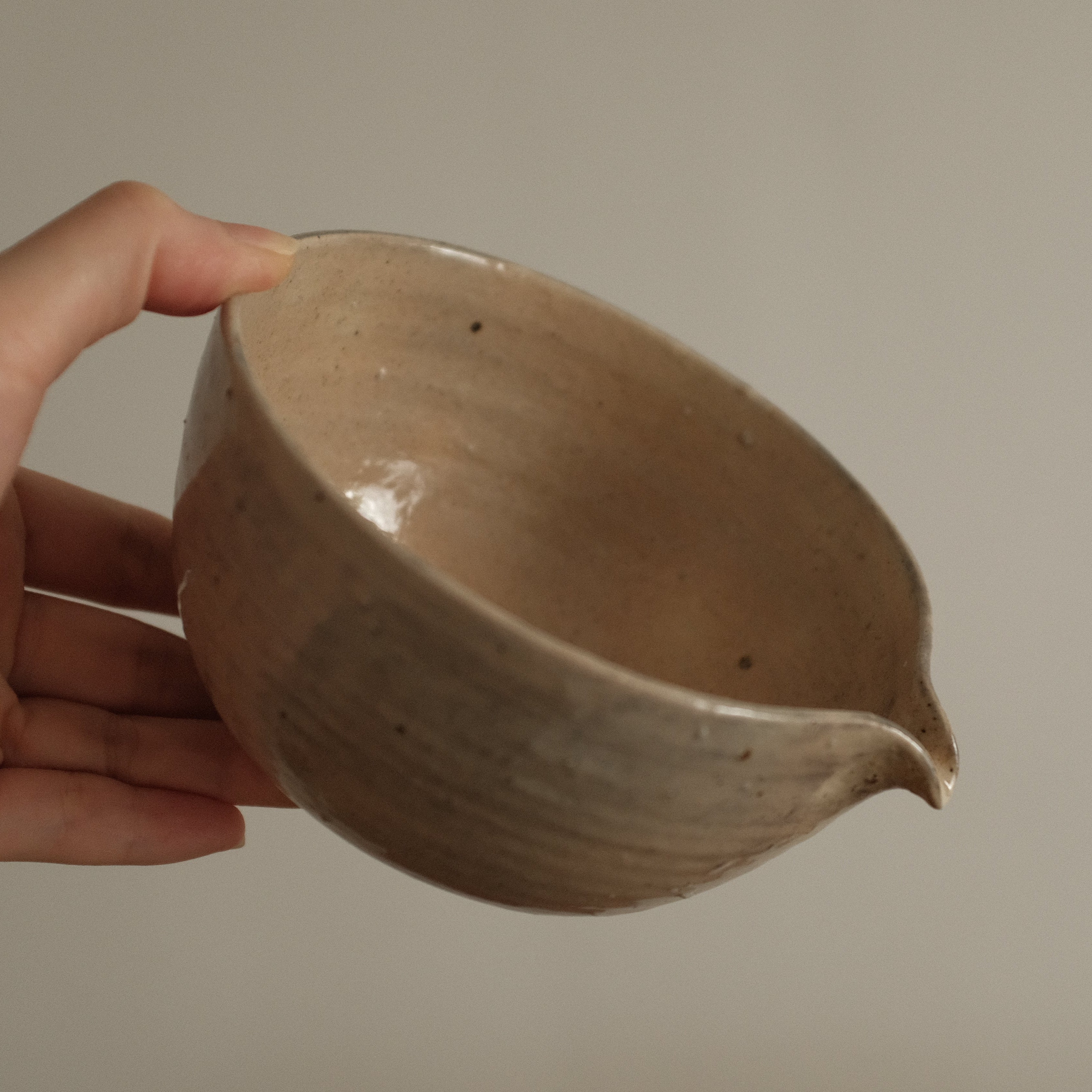 Yuli Handmade Pink Grey Katakuchi Chawan Matcha Bowl Deer Spotted Glazed Underglaze Wood-fired Ceramic Stoneware