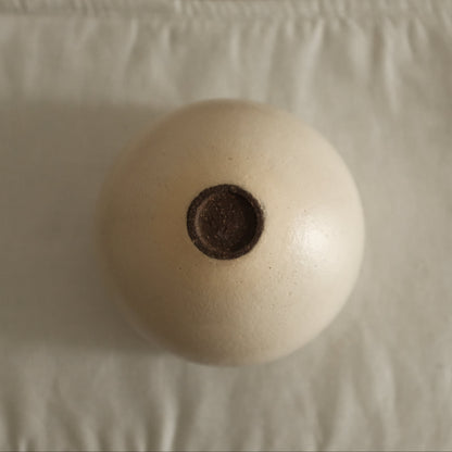 Yuli Handmade Snow White Round Egg Cup Powdered Glaze Underglaze Stoneware