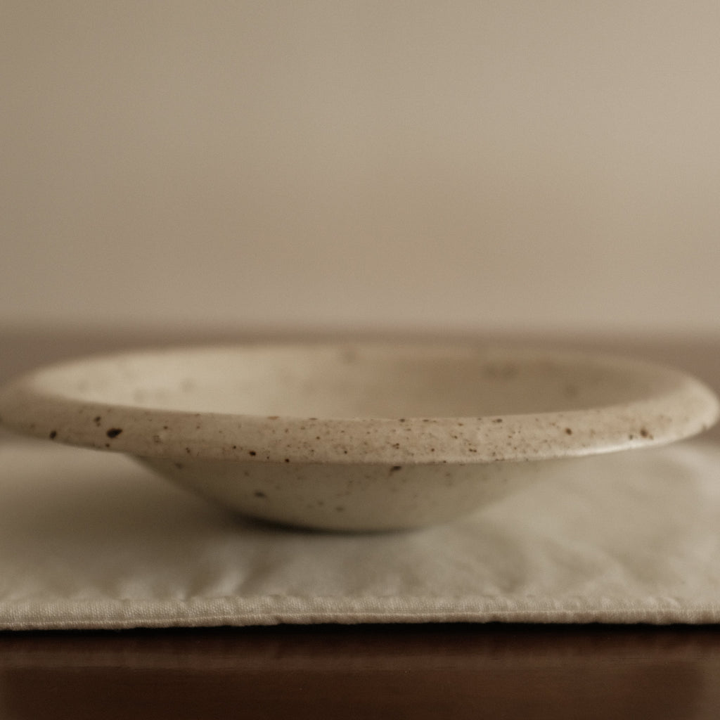 Yuli Handmade Speckled White Rolled Rim Deep Plate Dish Powdered Glaze Underglazed Stoneware