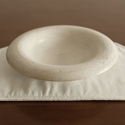 Yuli Handmade Speckled Snow White Rolled Rim Deep Plate Dish Powdered Glaze Underglazed Stoneware