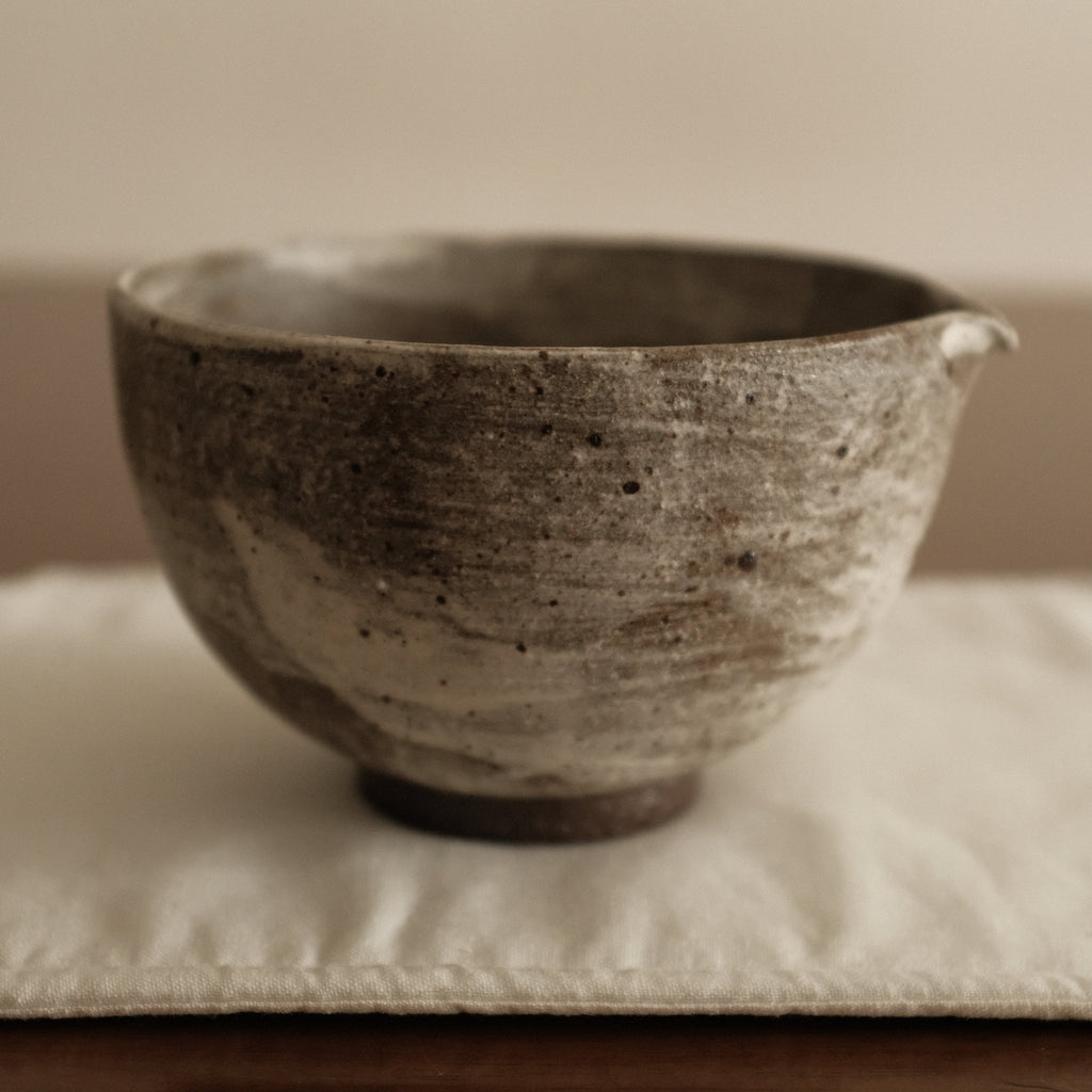 Yuli Handmade Speckled Grey White Katakuchi Chawan Matcha Bowl Powdered Glaze Underglaze Stoneware