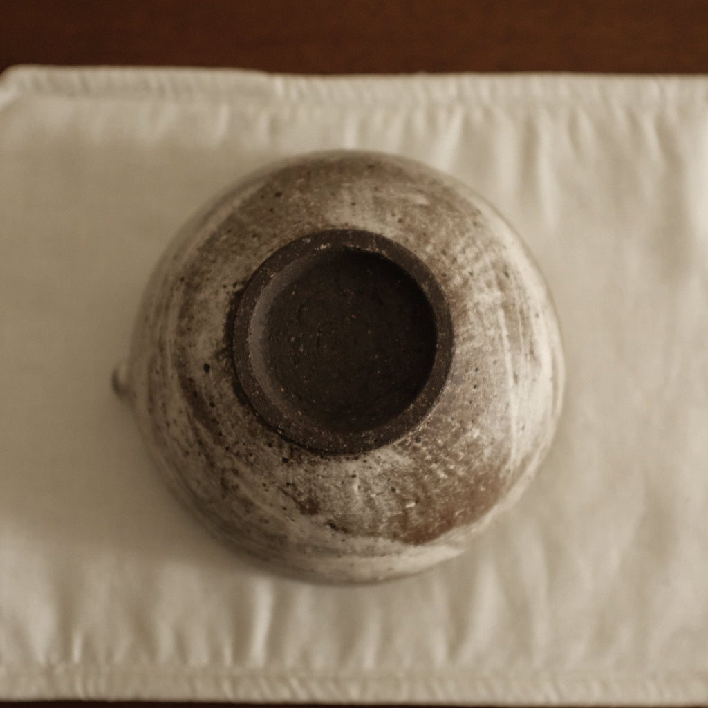 Yuli Handmade Speckled Grey White Katakuchi Chawan Matcha Bowl Powdered Glaze Underglaze Stoneware