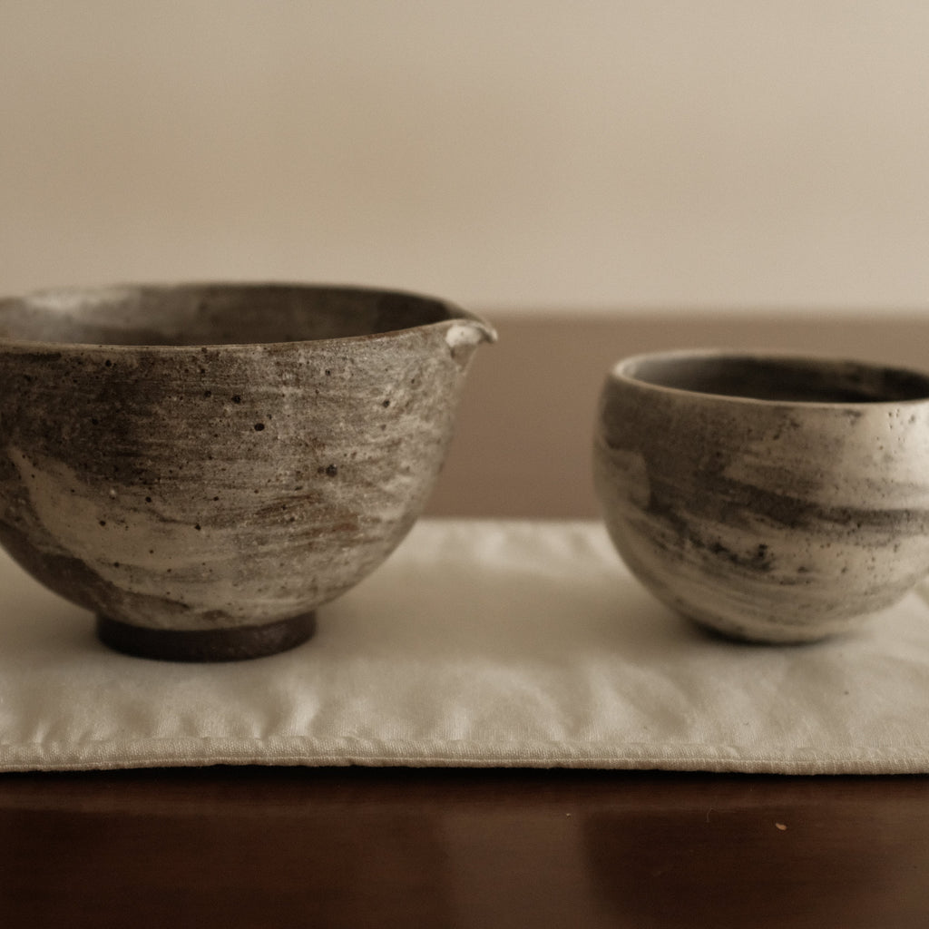 Yuli Handmade Speckled Grey White Katakuchi Chawan Matcha Bowl Powdered Glaze Underglaze Stoneware
