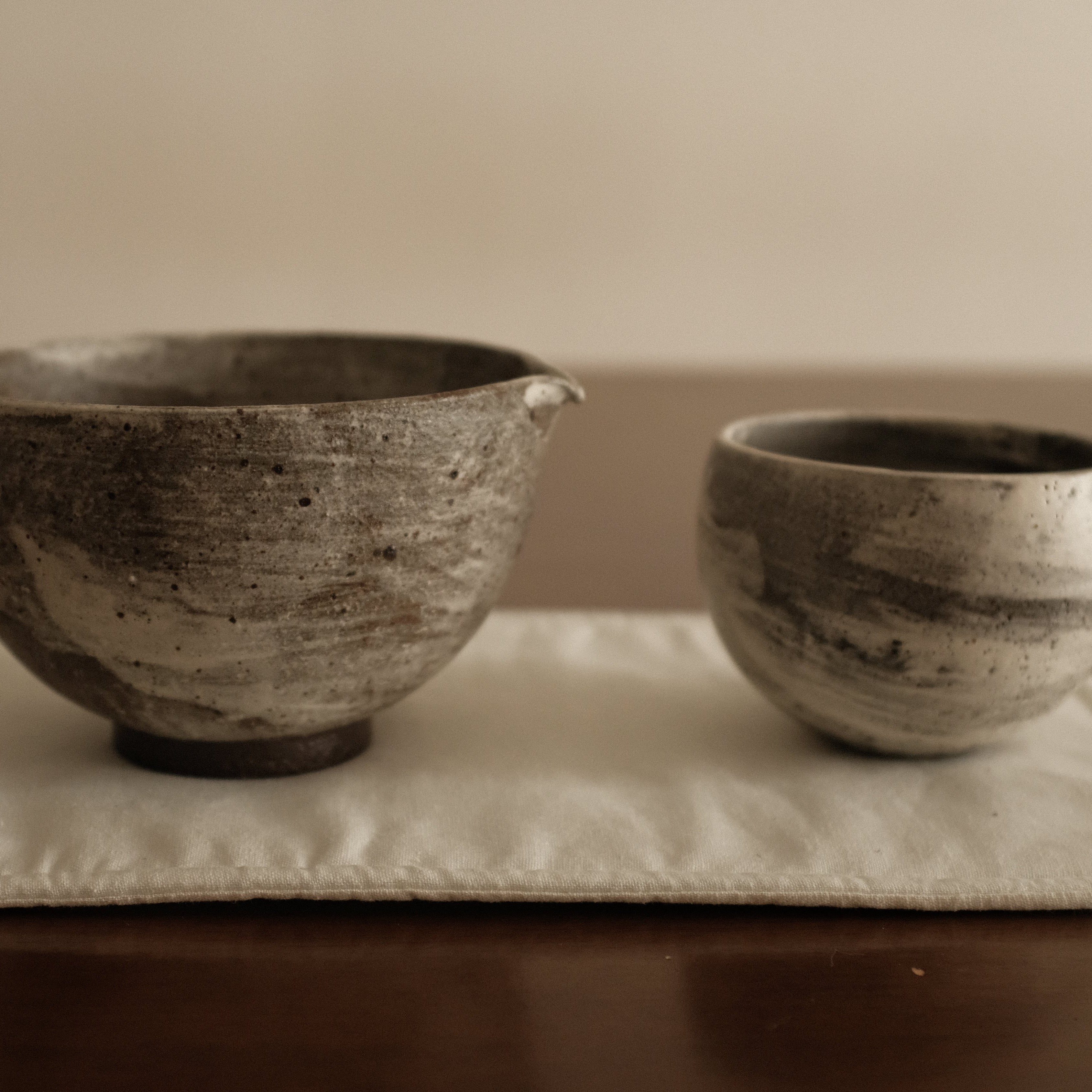 Yuli Handmade Speckled Grey White Katakuchi Chawan Matcha Bowl Powdered Glaze Underglaze Stoneware