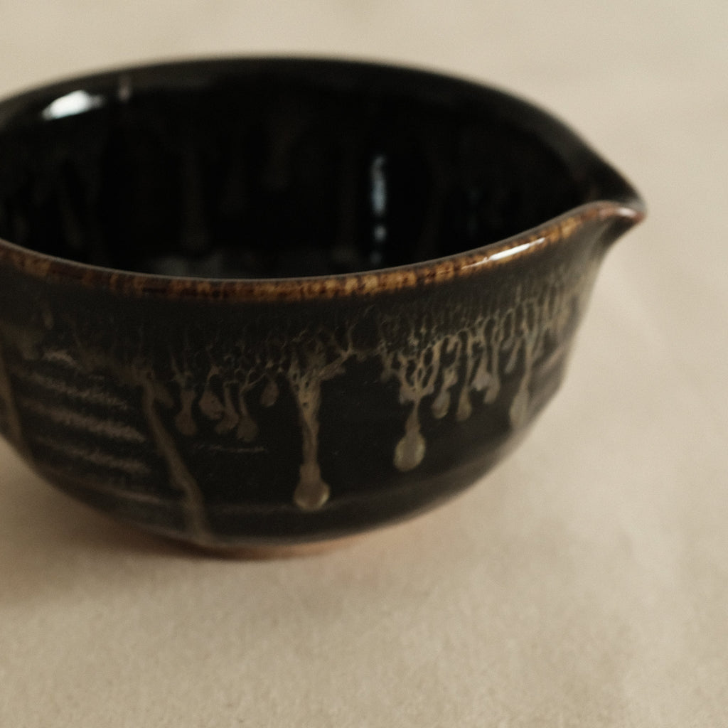 Hana Izumi Kiln Japan Kuro Black Tenmoku Nagashi Katakuchi Chawan Matcha Bowl Aritaware