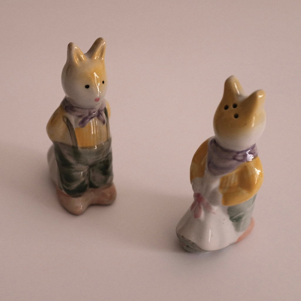 REYNARD Fox Handmade Handpainted Retro Ceramic Condiment Shaker Bottle