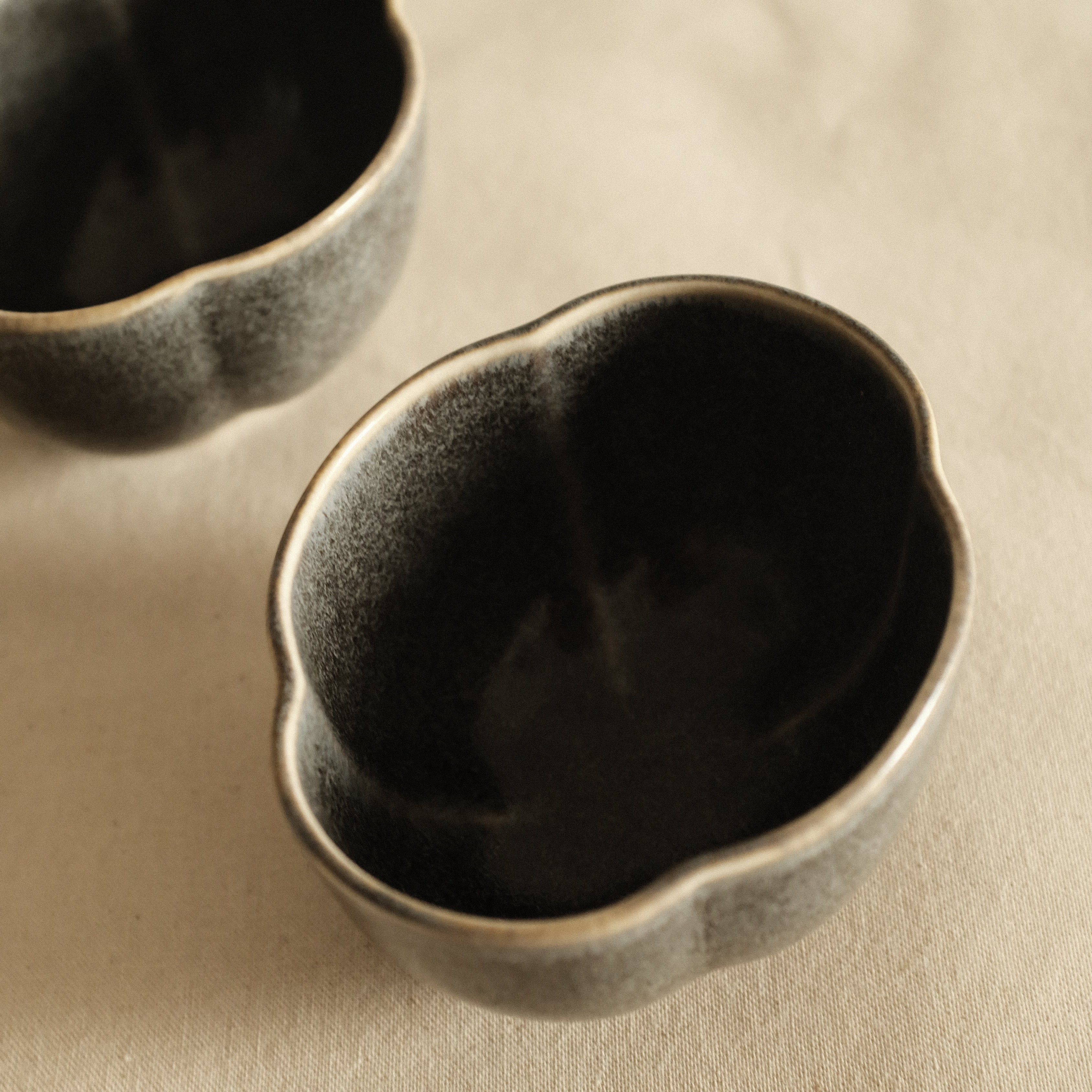 East Table Dolce Kiln Change Glaze Mokko Papaya Shape Goma Sesame Small Bowl