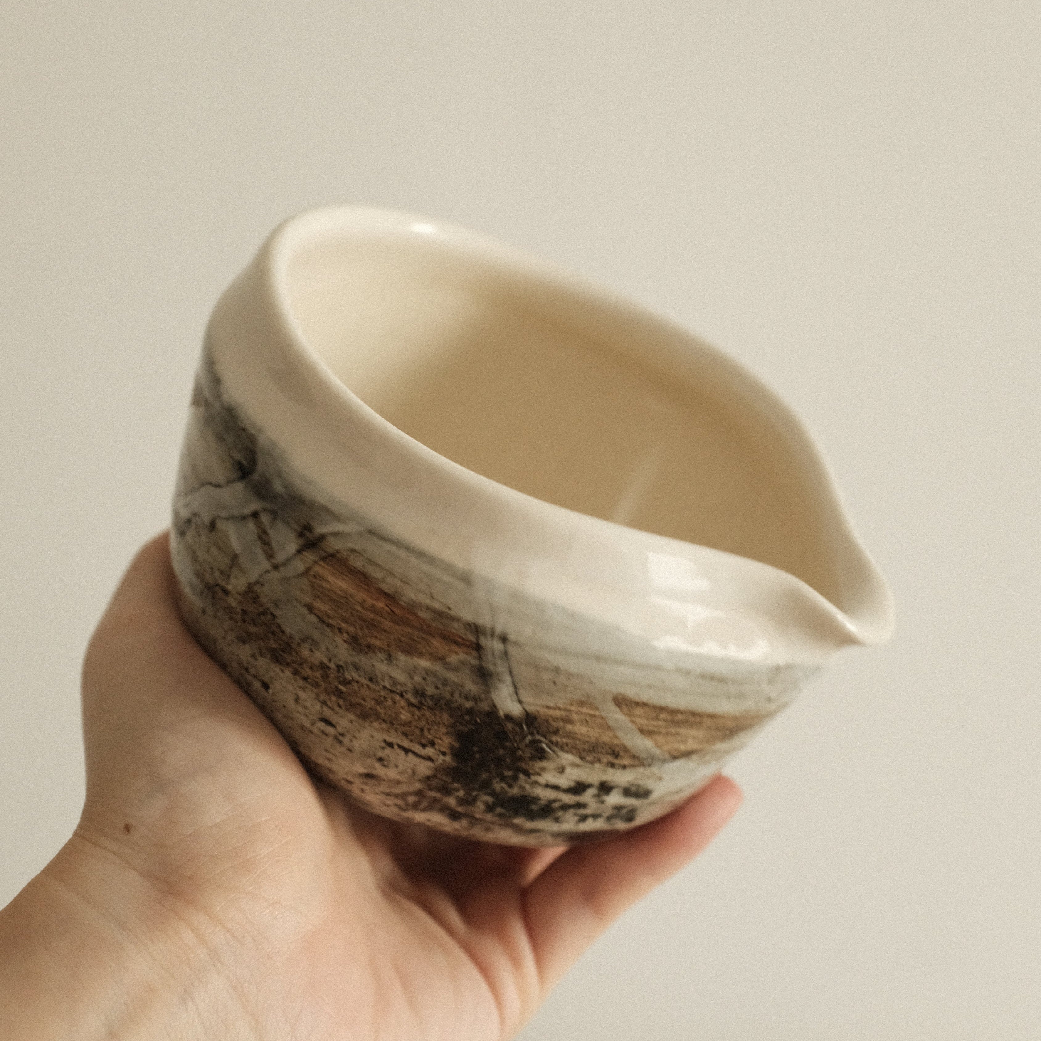 Hatsuichi Japan Shiro White Nagashi Katakuchi Chawan Matcha Bowl Minoware