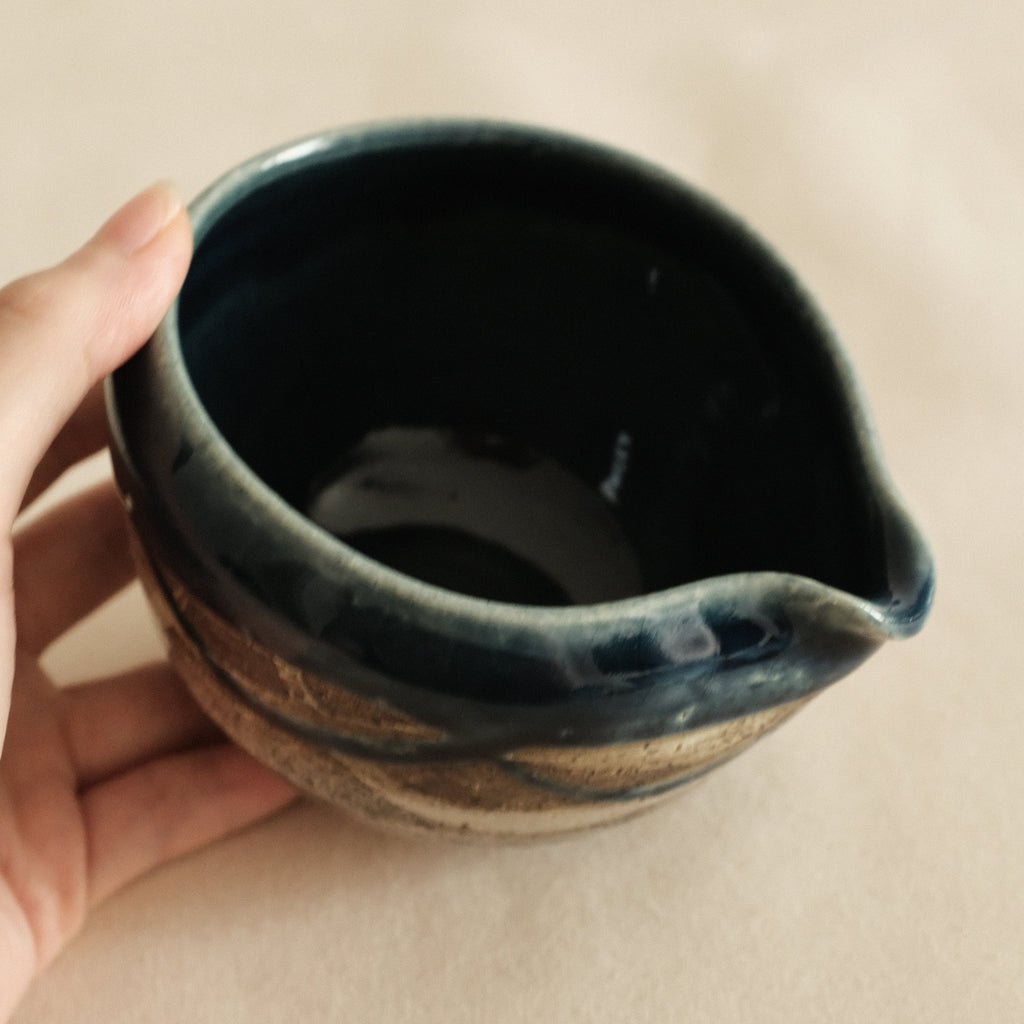 Hatsuichi Japan Ai Nagashi Dark Blue Katakuchi Chawan Matcha Bowl Minoware
