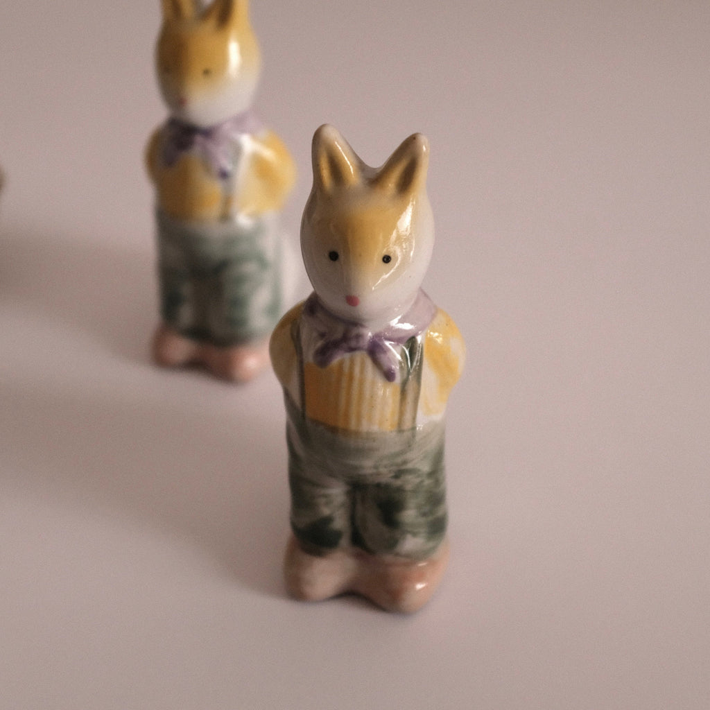 REYNARD Fox Handmade Handpainted Retro Ceramic Condiment Shaker Bottle