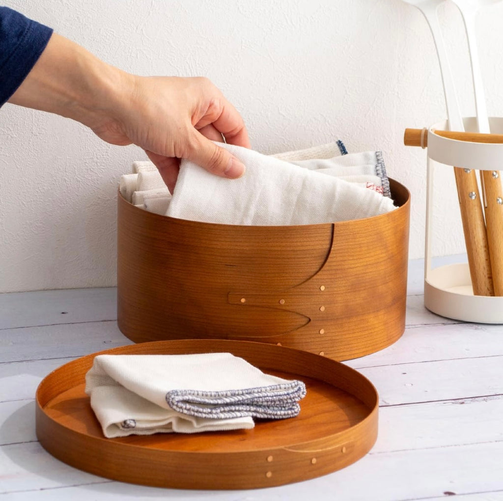 Homestead Japan Cherry Wood Shaker Round Box M Size