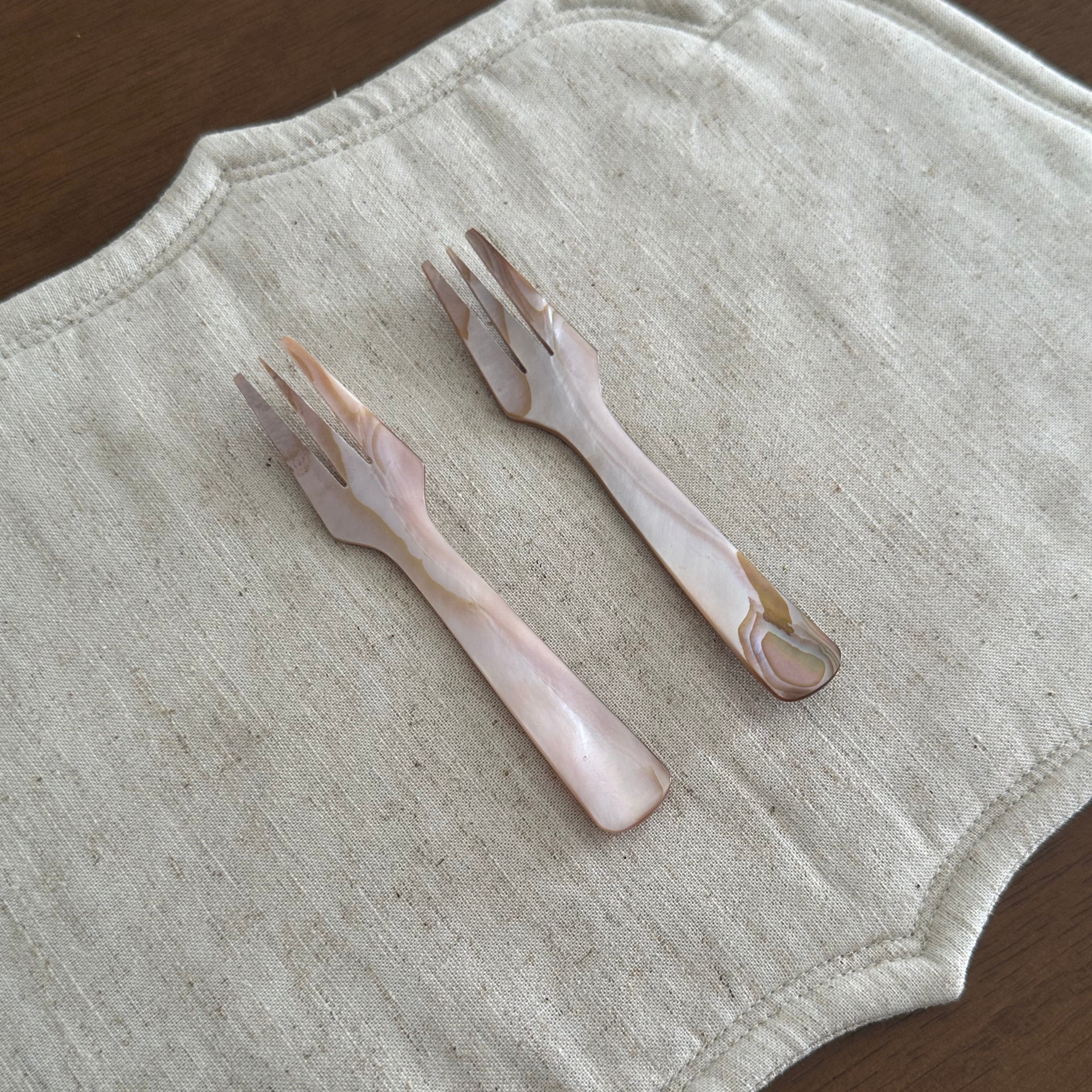 PEARLE Beige Pink Mother of Pearl Spoon Fork Knife 12cm Dessert Coffee Cake Cutlery Flatware
