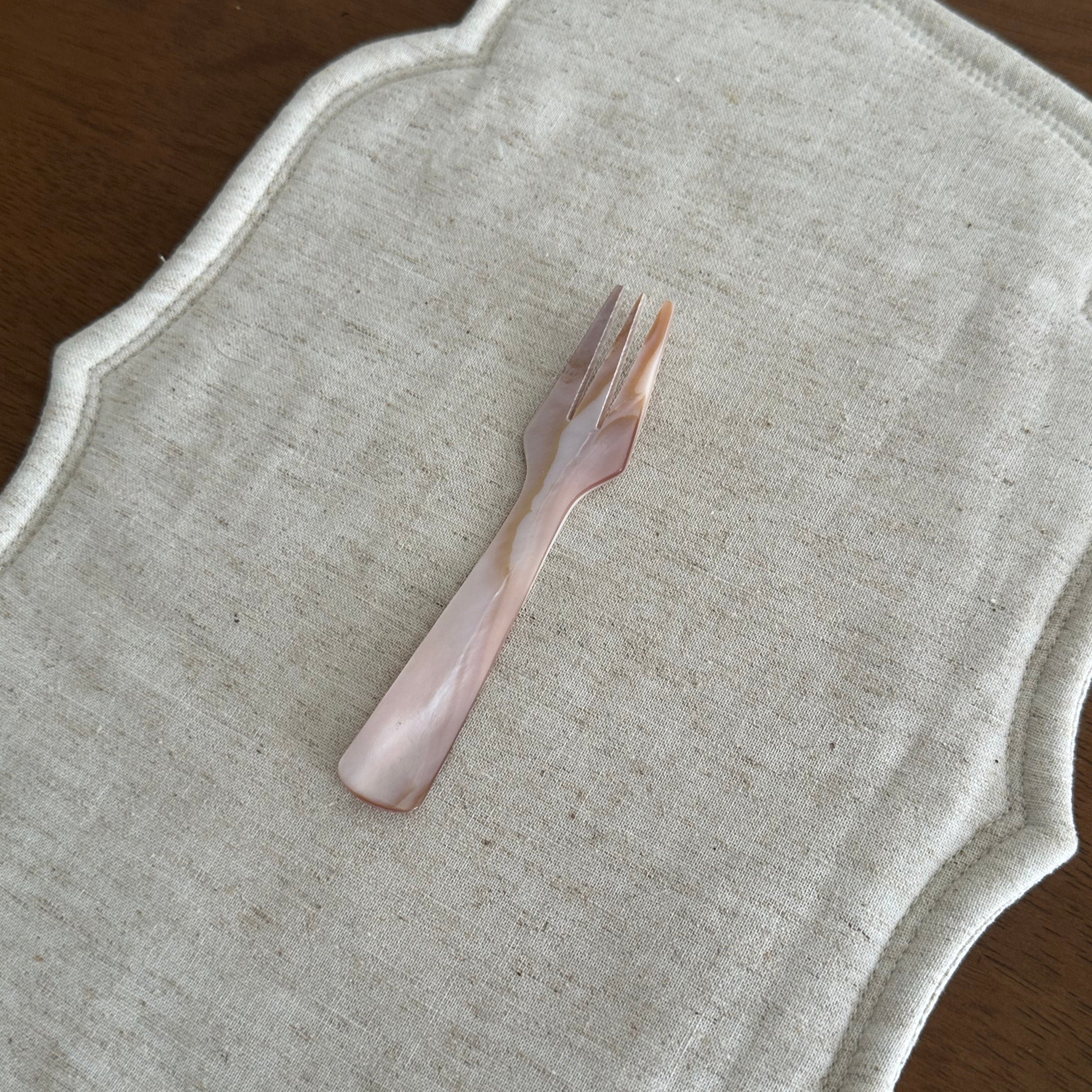 PEARLE Beige Pink Mother of Pearl Spoon Fork Knife 12cm Dessert Coffee Cake Cutlery Flatware