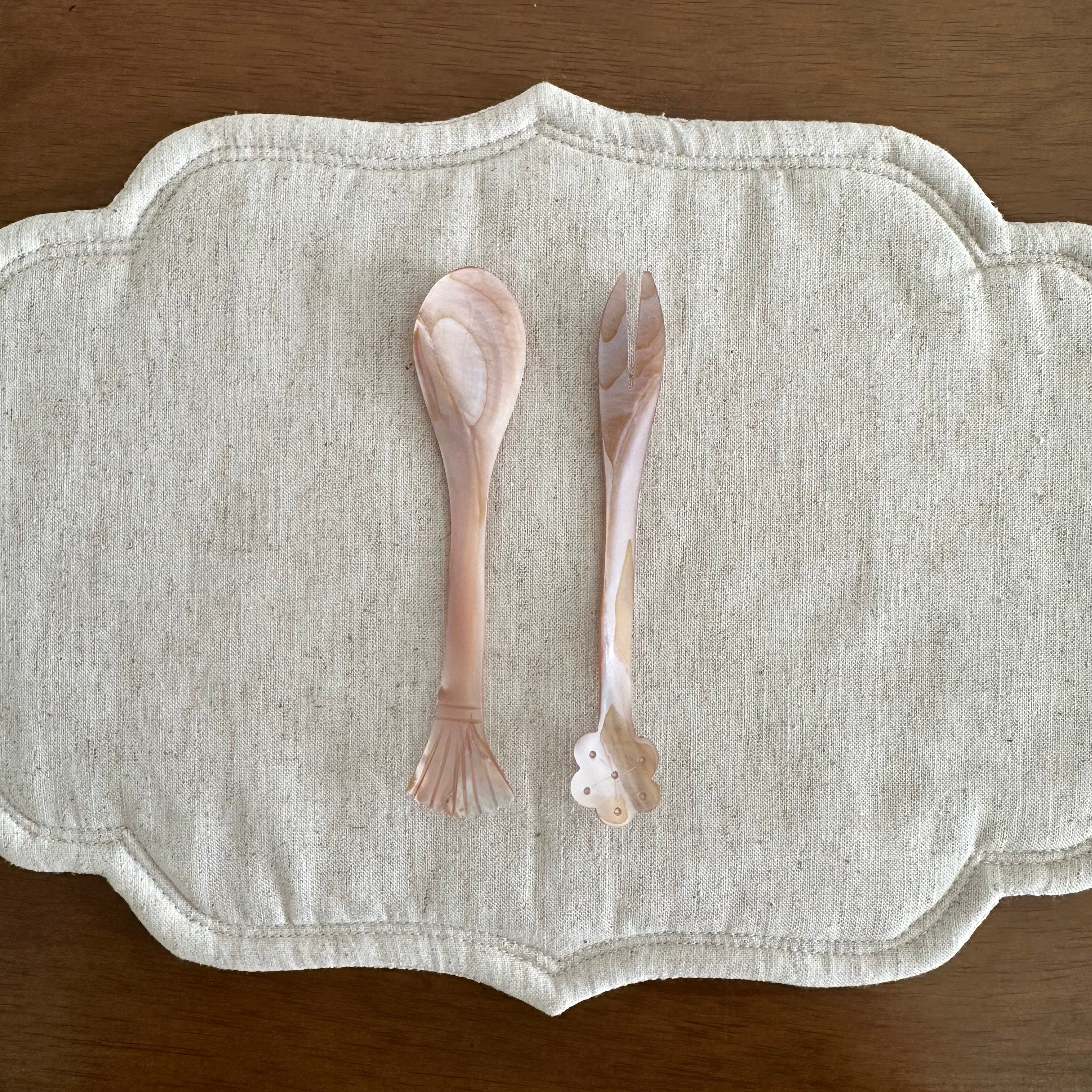 PEARLE Pink Beige Pink Mother of Pearl Flower Pattern Tip Spoon Fork 12 cm Dessert Coffee Cake Cutlery Flatware