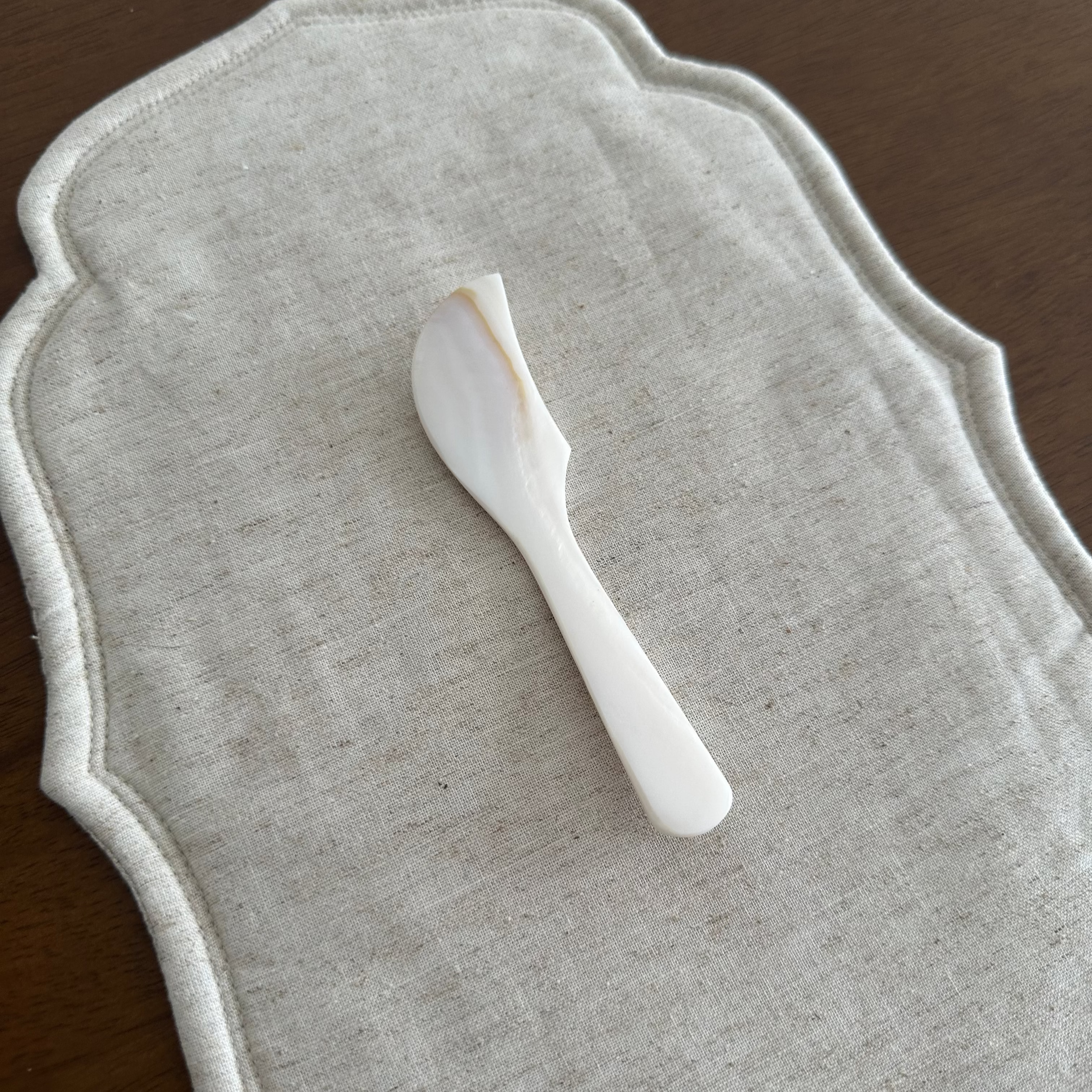 PEARLE Off White Mother of Pearl Spoon Fork Knife 12cm Dessert Coffee Cake Cutlery Flatware