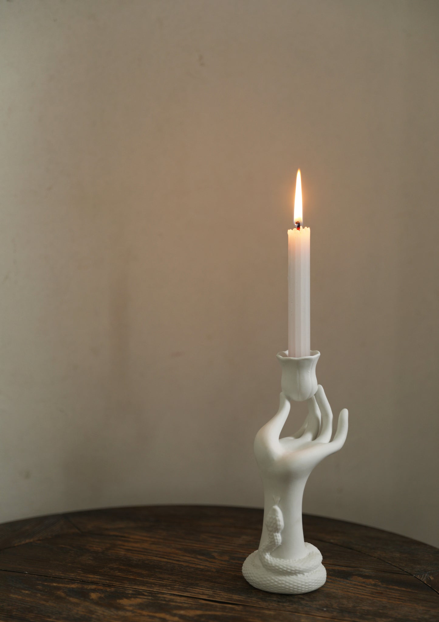 EVE A Mystique Touch Matte Ceramic Candle Holder