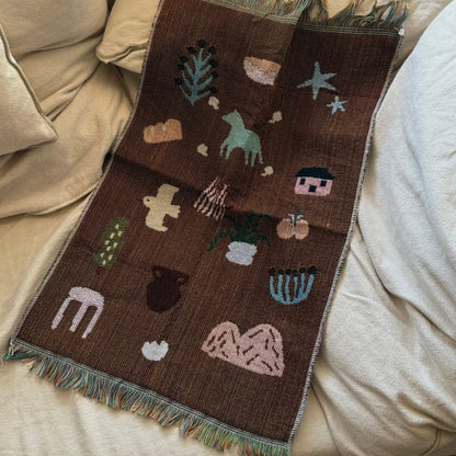 MAISIE Brown Pony Whimsical Retro Style Decorative Knitted Tapestry Blanket with Fringe